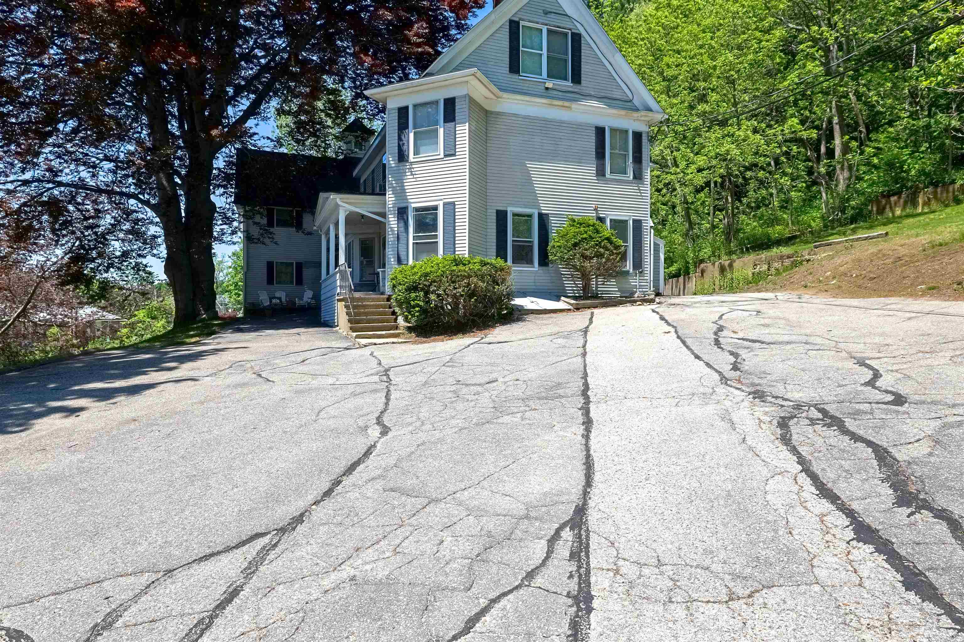 34 Floral Ave, Dover, NH 03820