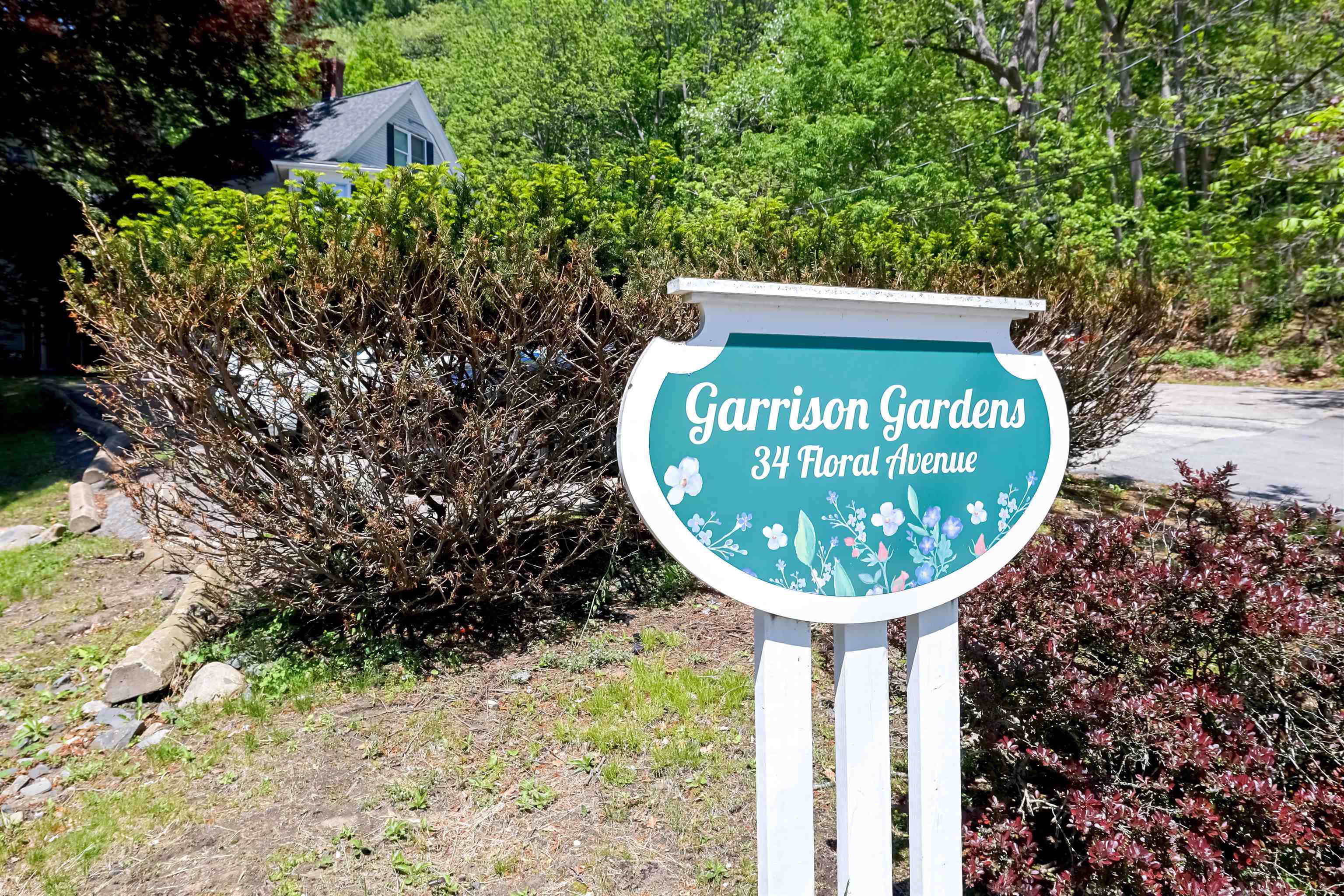 34 Floral Ave, Dover, NH 03820