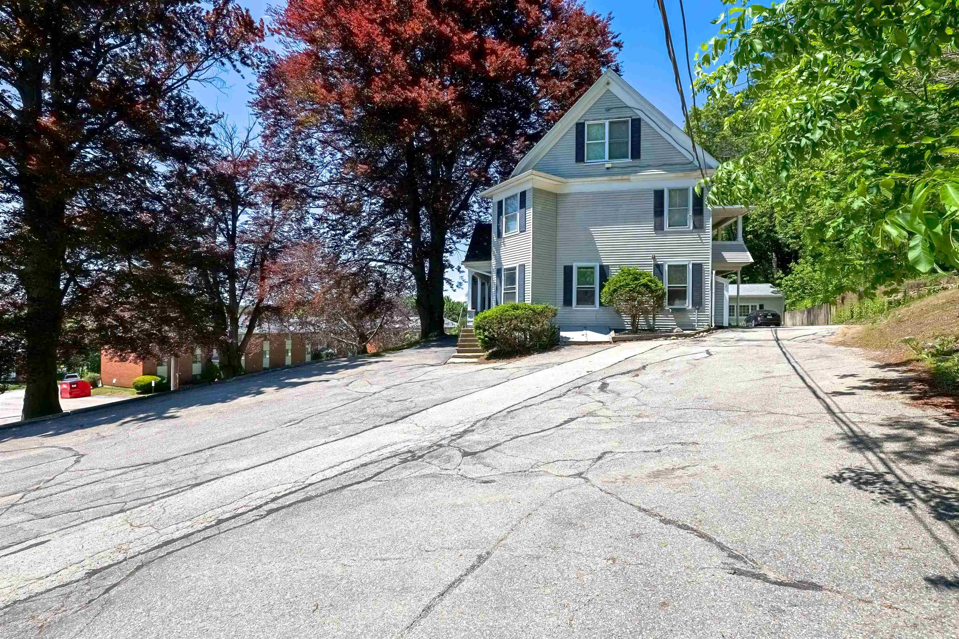 34 Floral Ave, Dover, NH 03820