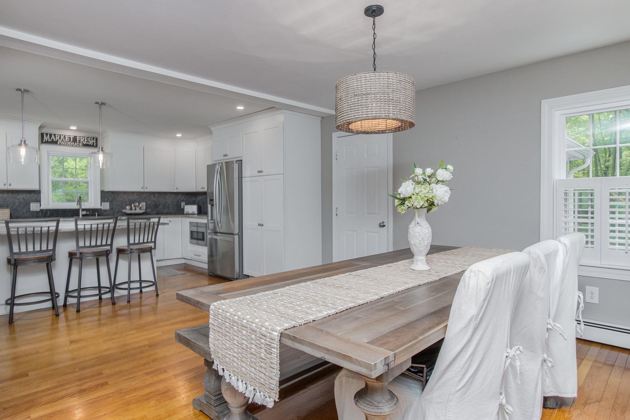 29 Barbour Rd, Hampton, NH 03842
