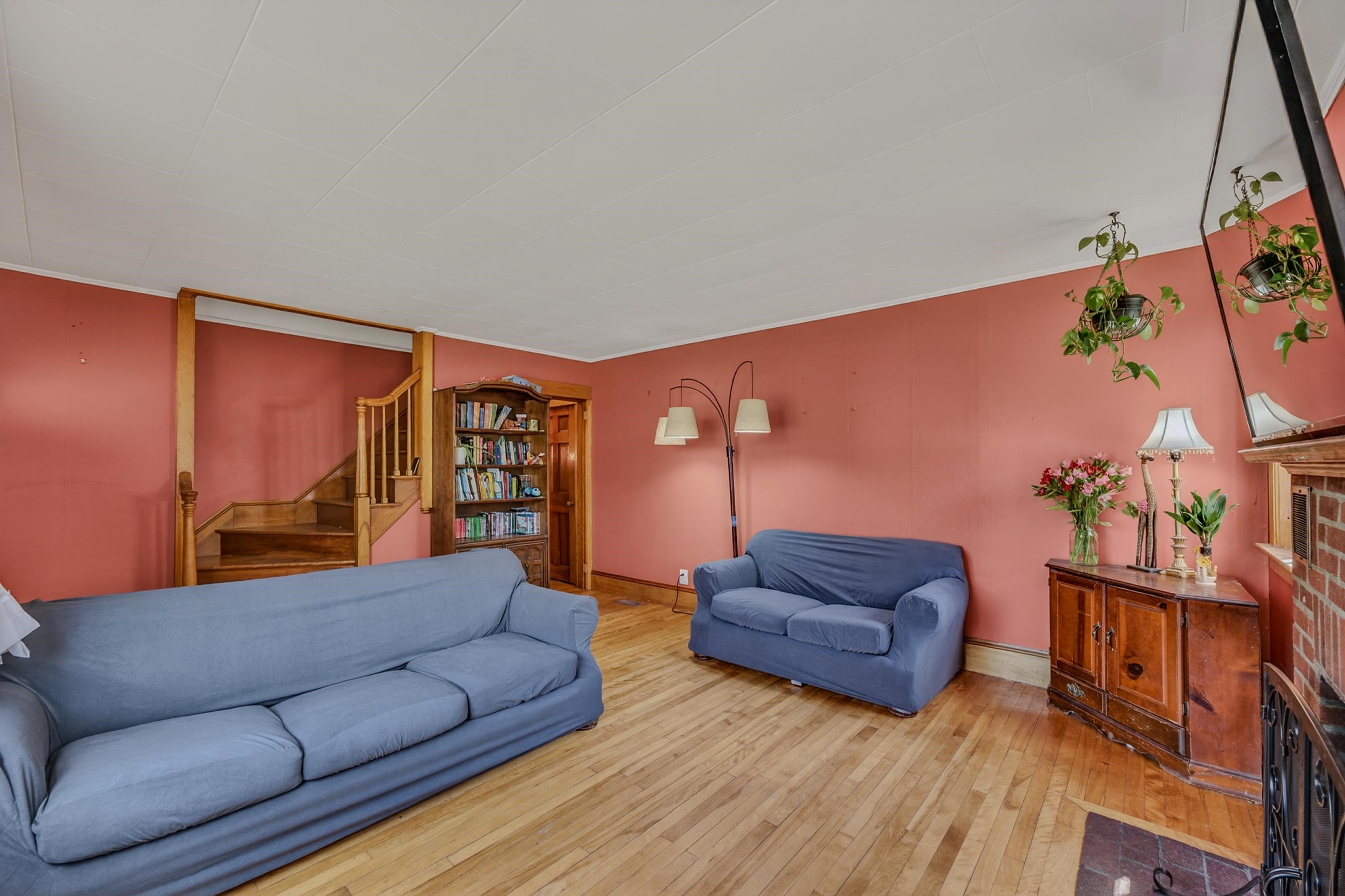 25 Portland St, Lancaster, NH 03584
