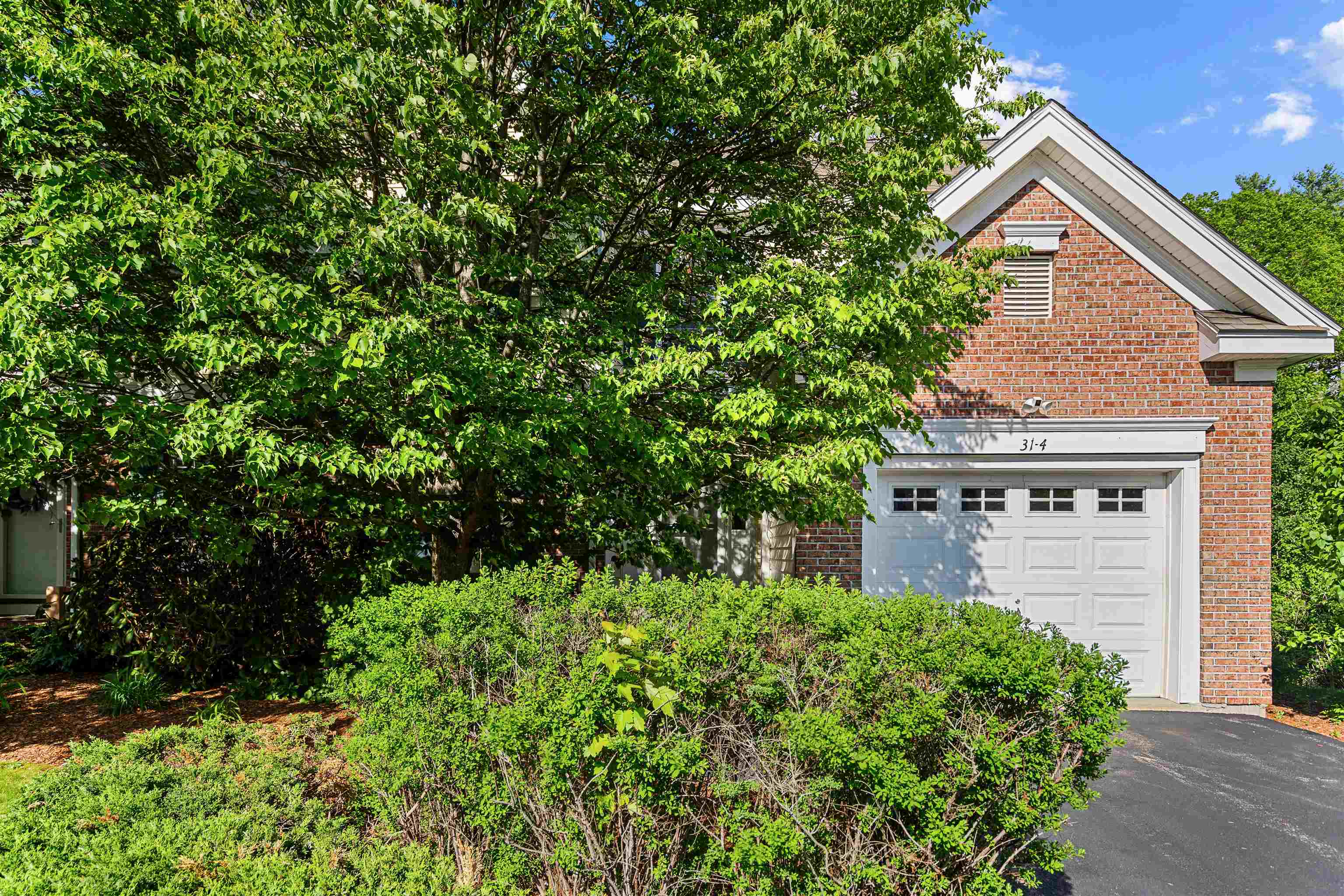 31 Cabernet Dr, Concord, NH 03303
