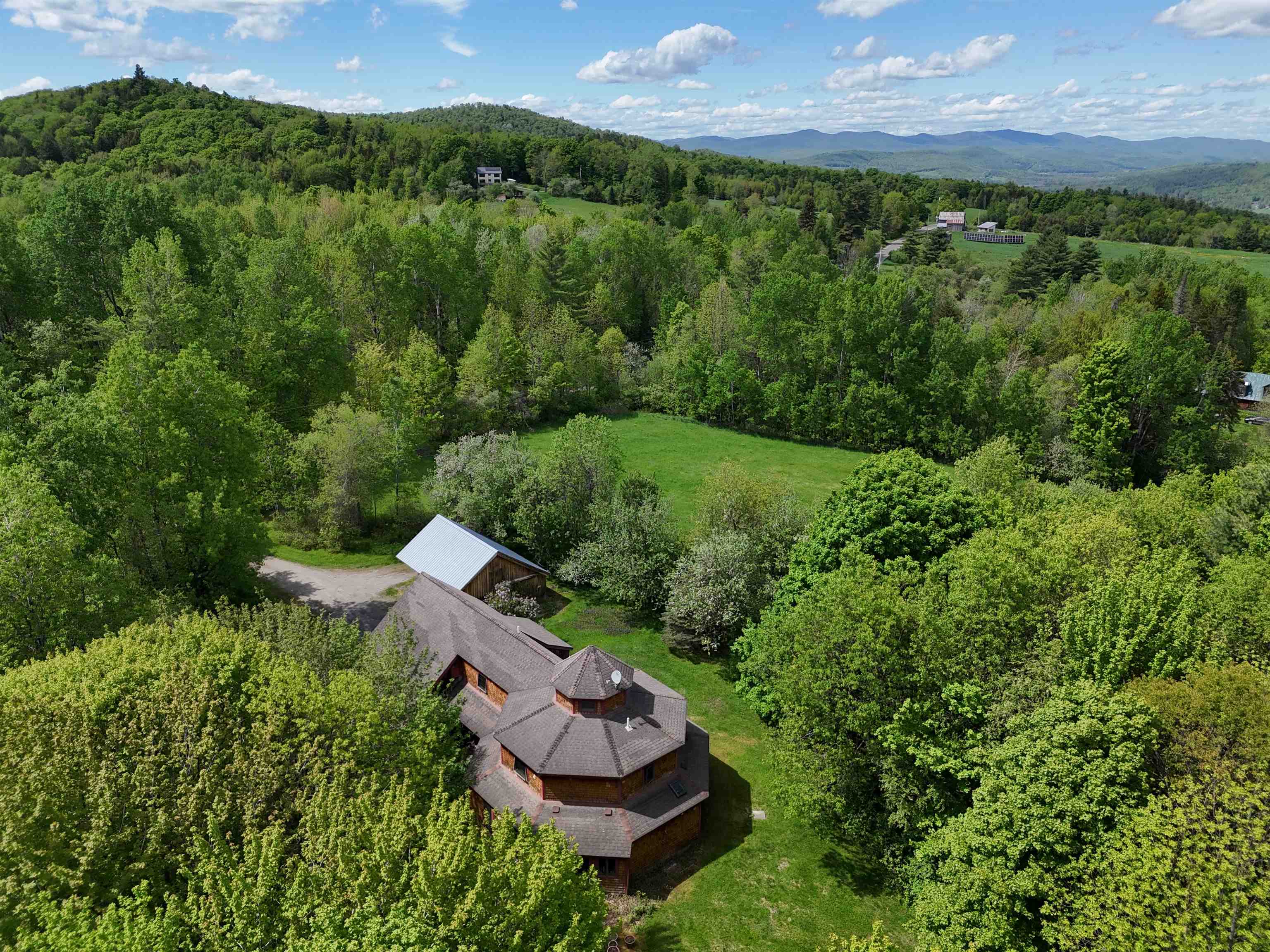 Property photo 46