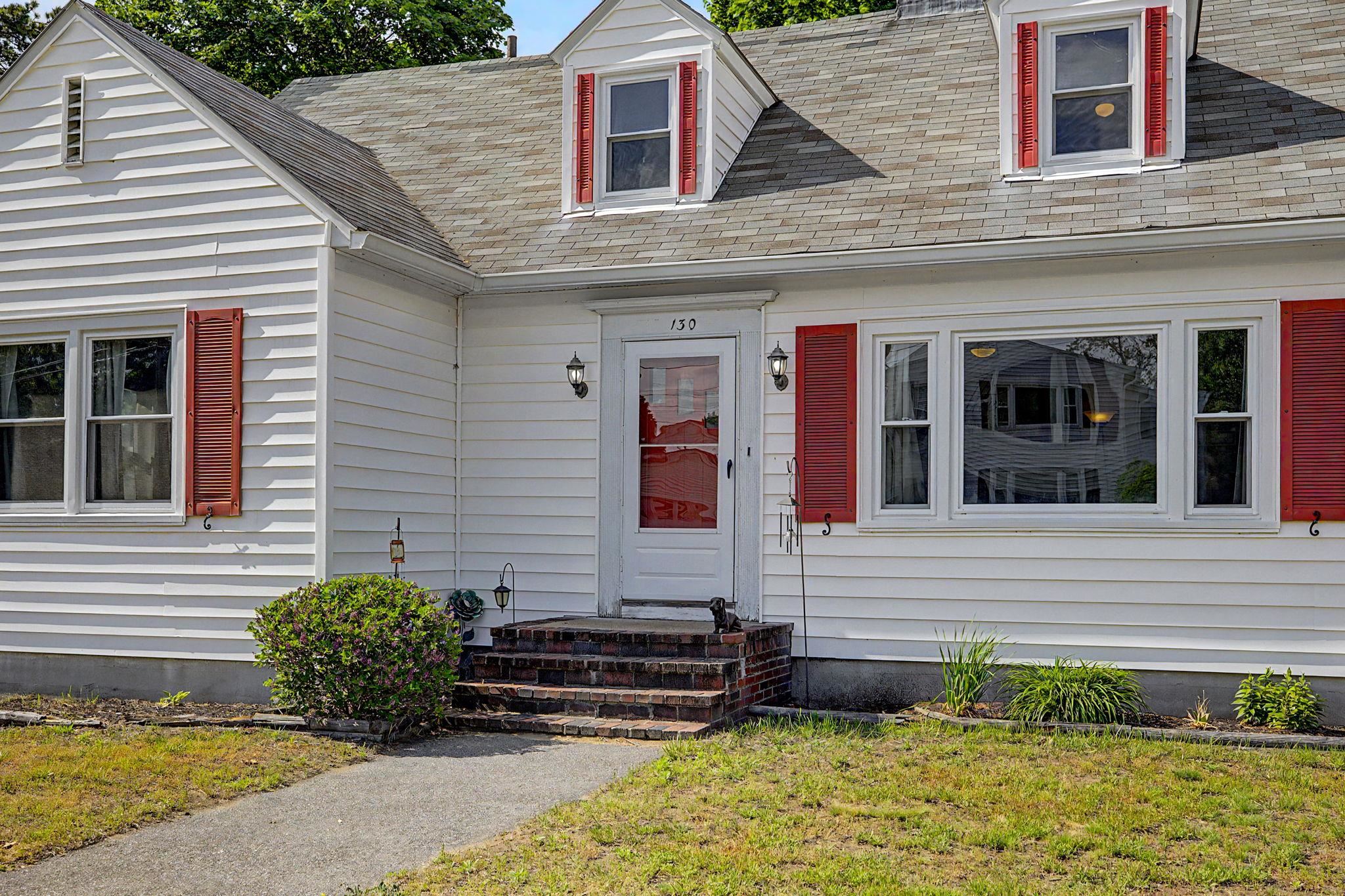 130 Manning St, Manchester, NH 03103