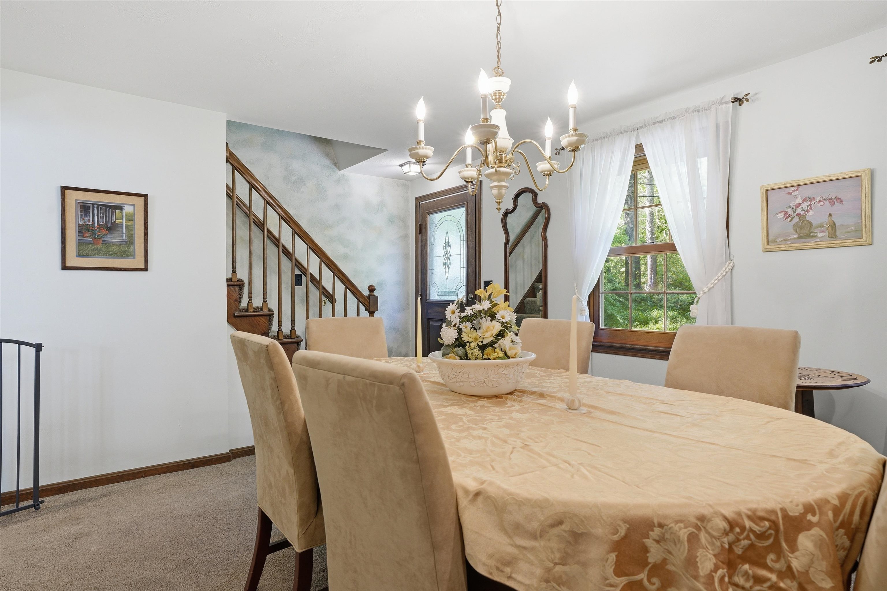 15 Woodward Rd, Merrimack, NH 03054