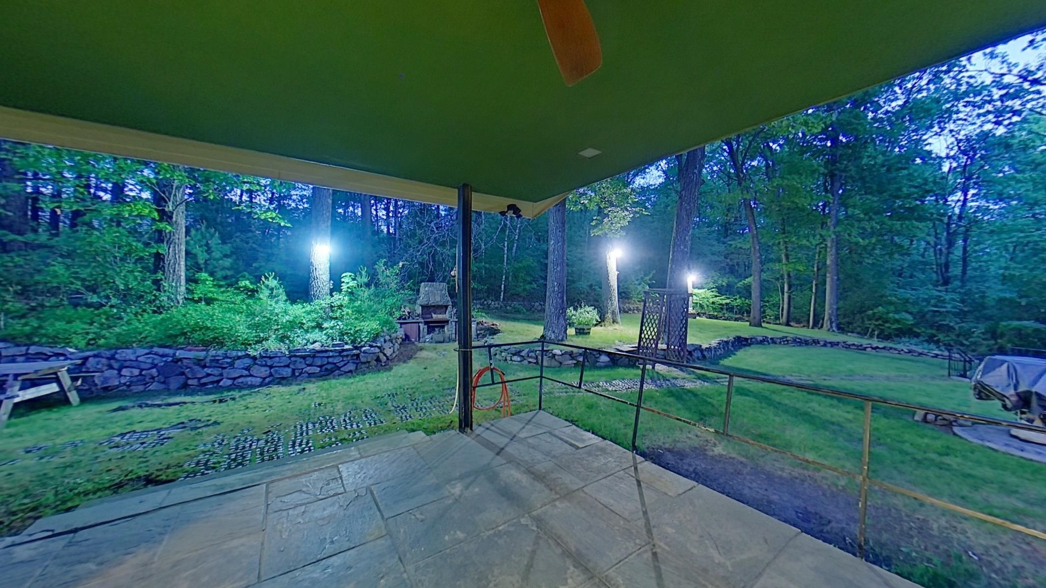 33 High Ridge Rd, Manchester, NH 03104