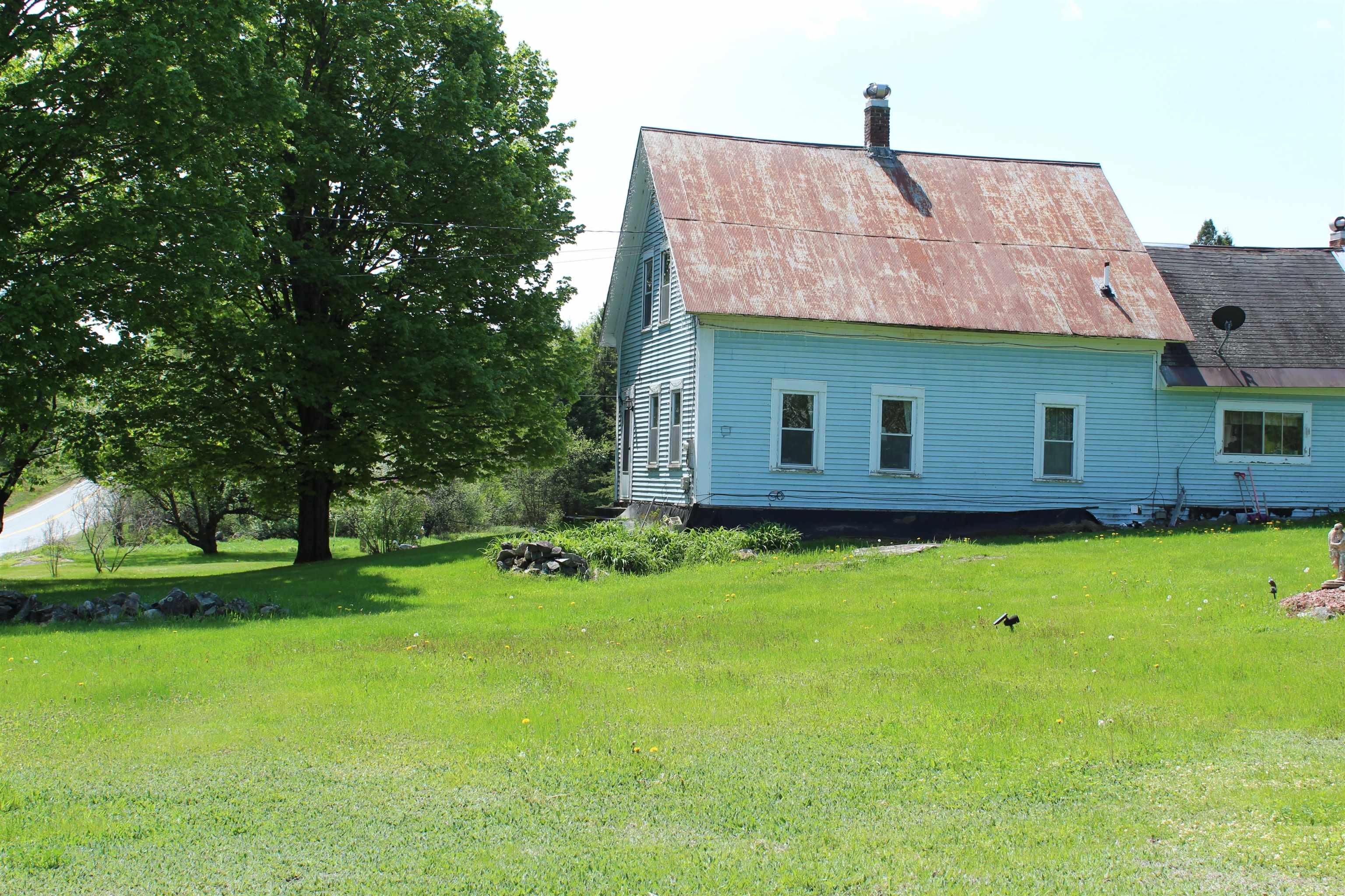 285 Portland St, Lancaster, NH 03584