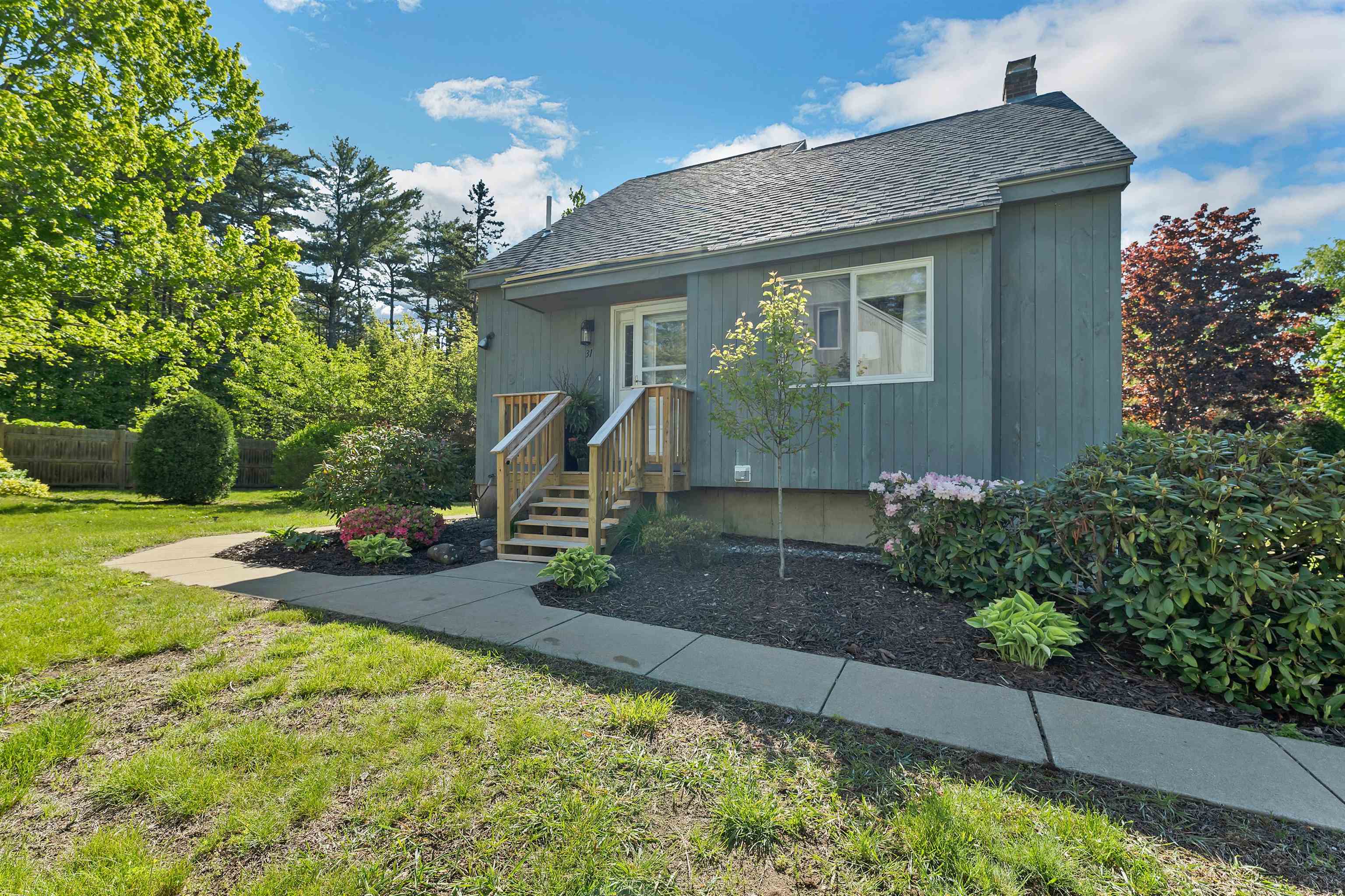6 Cumberland Rd, Gilford, NH 03249