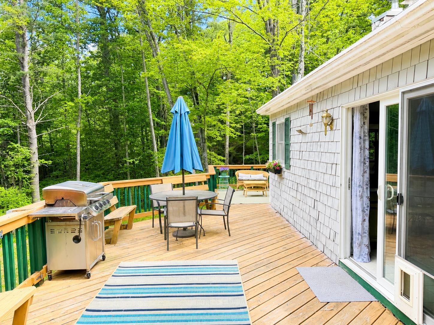 30 Chipmunk Cir, Gilford, NH 03249