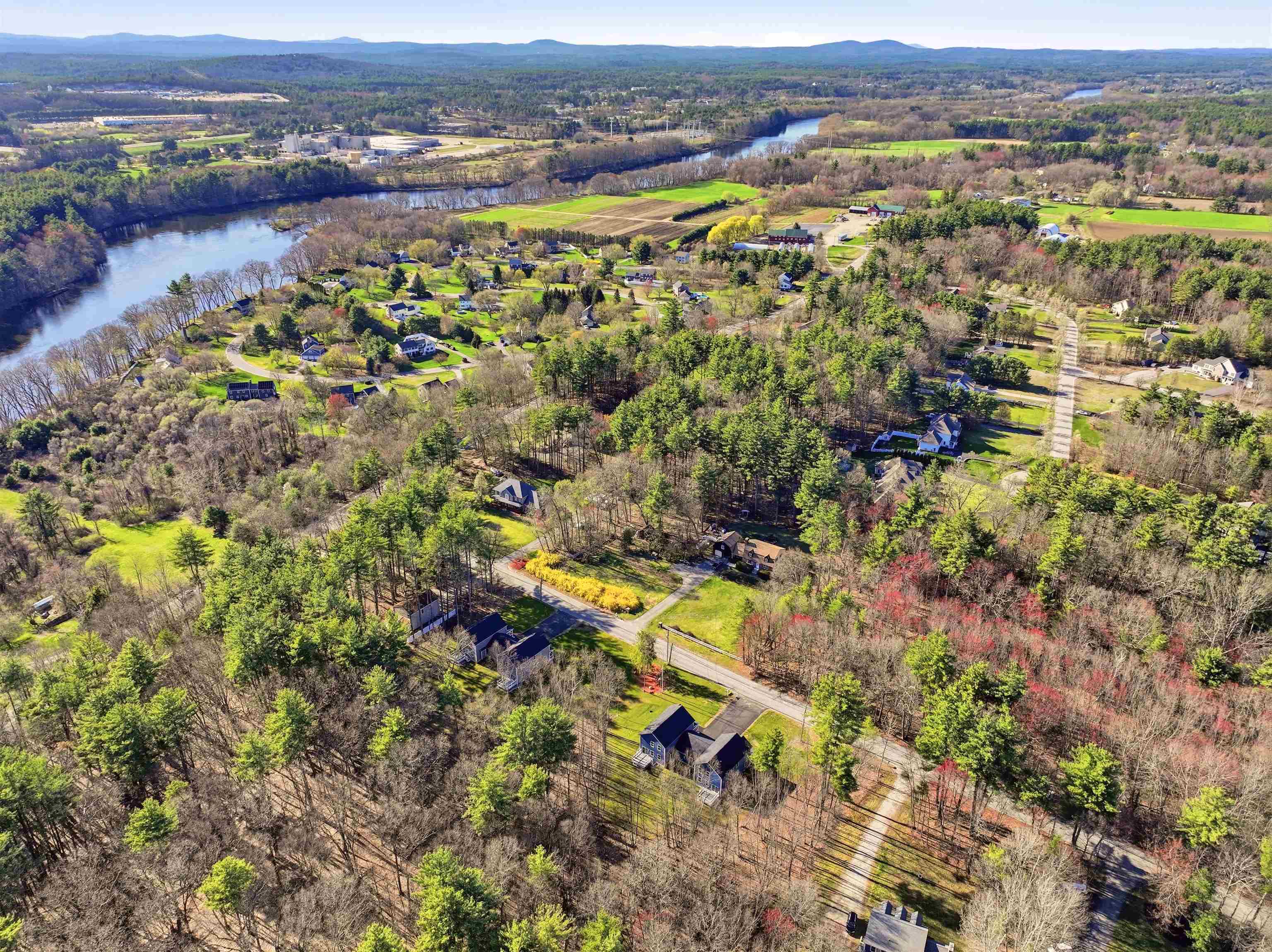 3 Talent Rd, Litchfield, NH 03052
