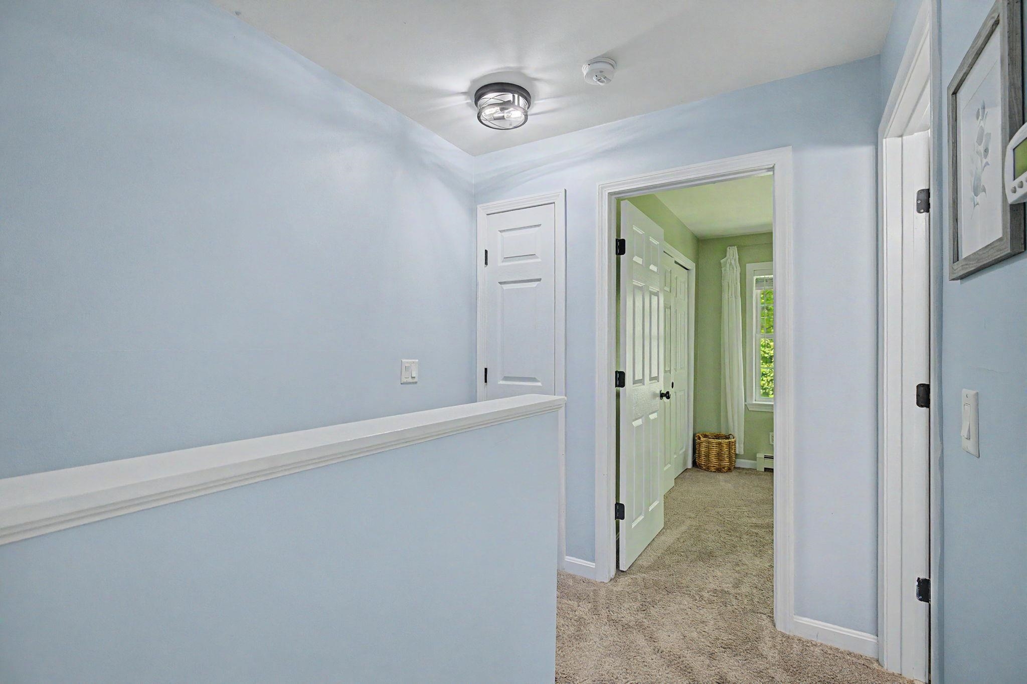 1029 S Mammoth Rd #15, Manchester, NH 03109