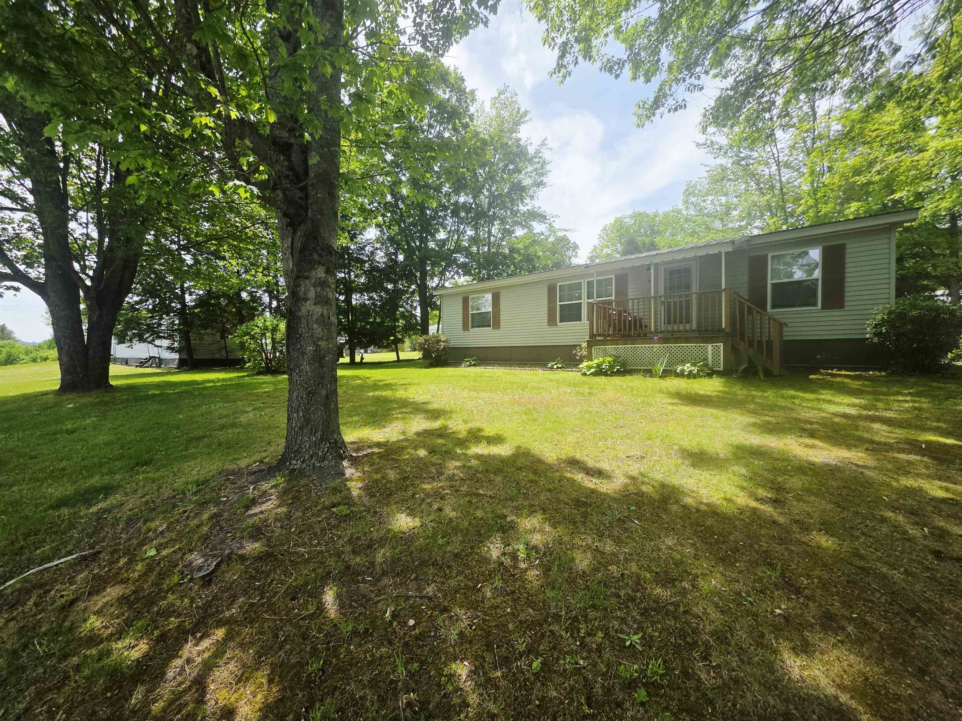 4 Megan Pl, Claremont, NH 03743