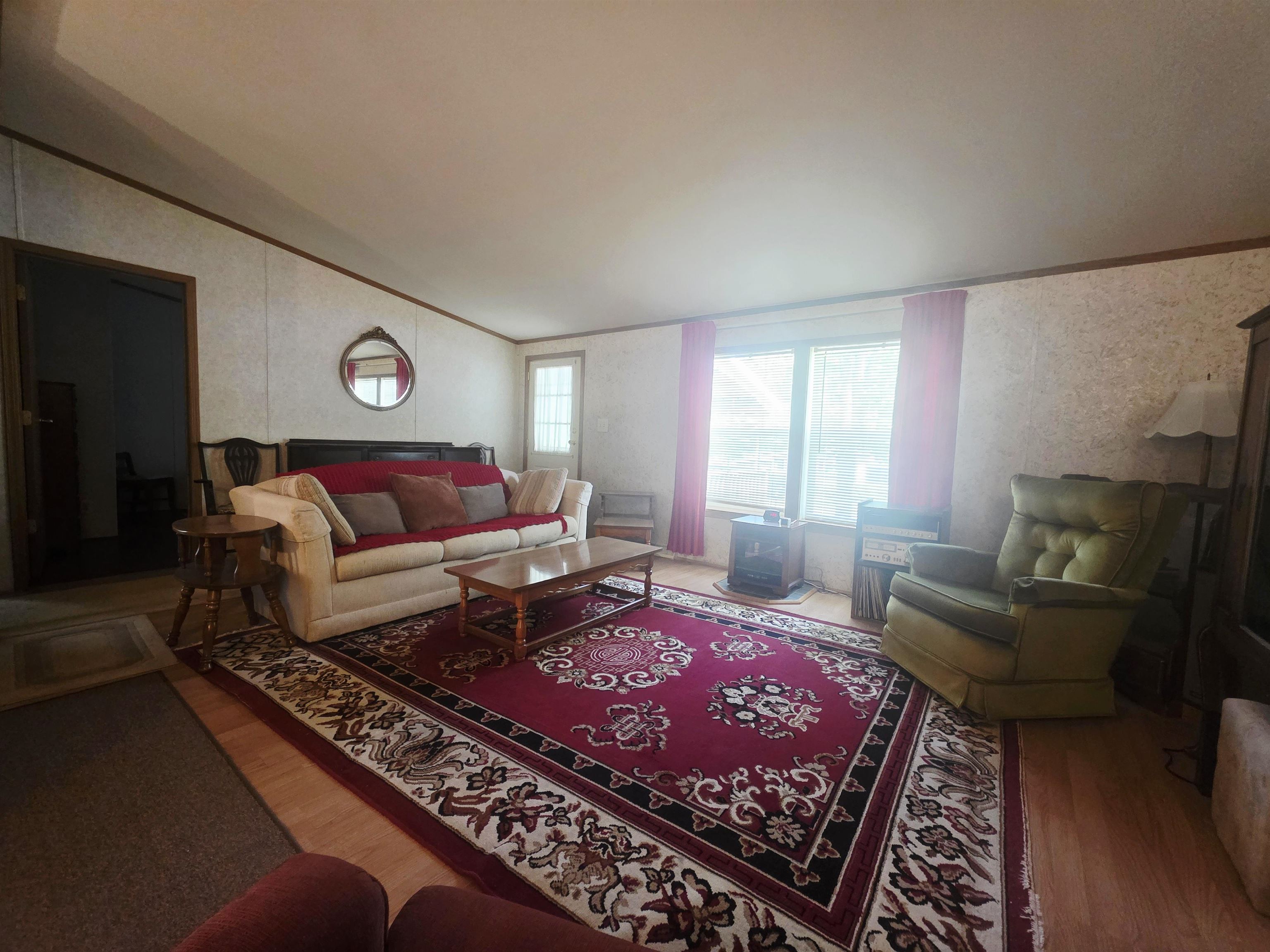 4 Megan Pl, Claremont, NH 03743