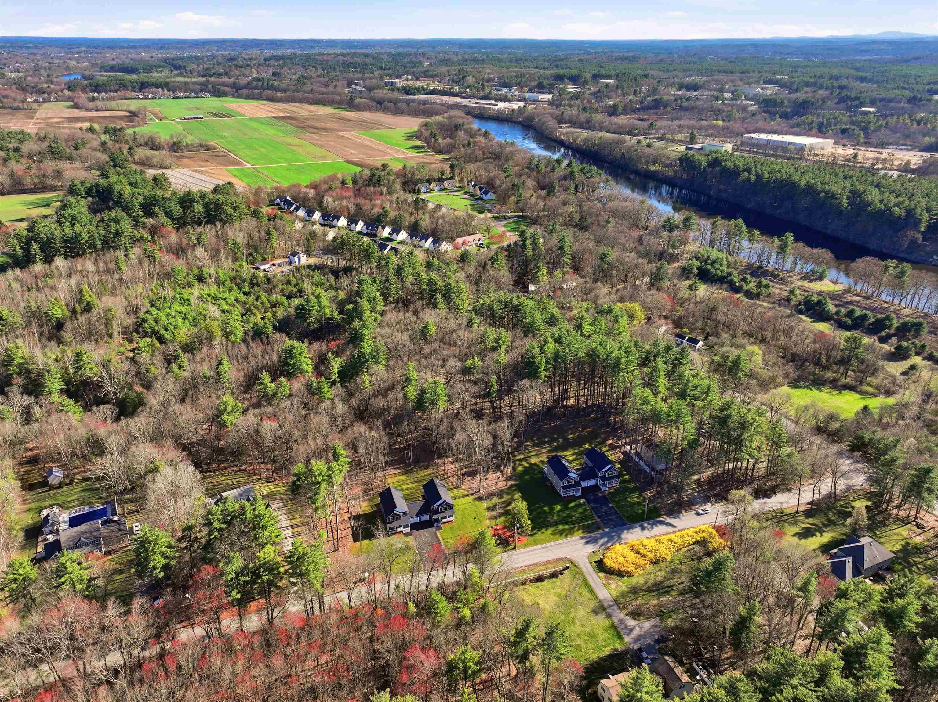 1 Talent Rd, Litchfield, NH 03052