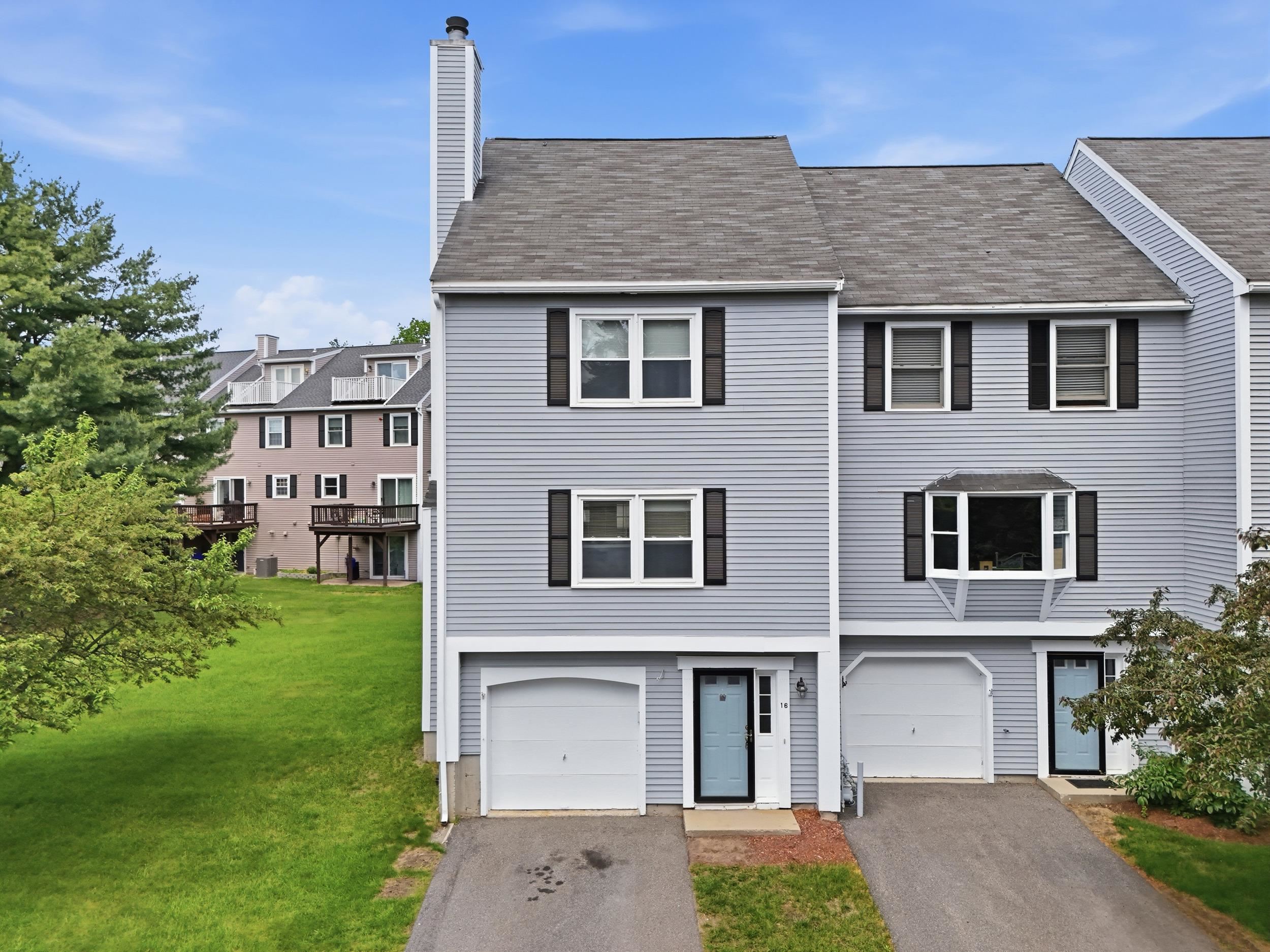 16 Shoalcreek Rd, Hudson, NH 03051