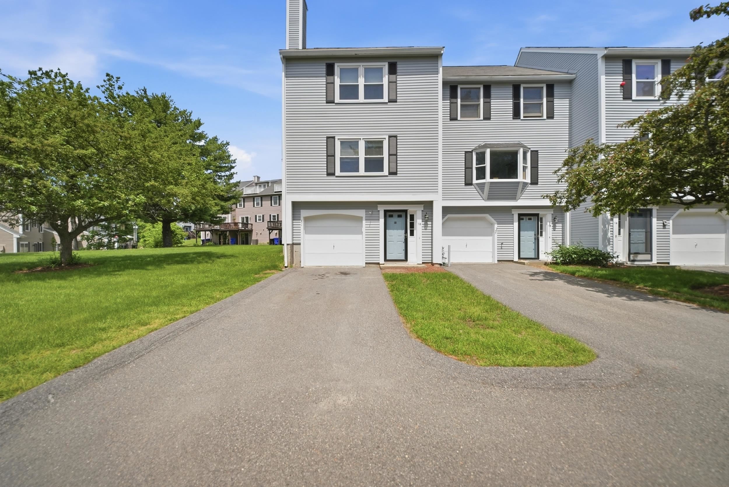 16 Shoalcreek Rd, Hudson, NH 03051
