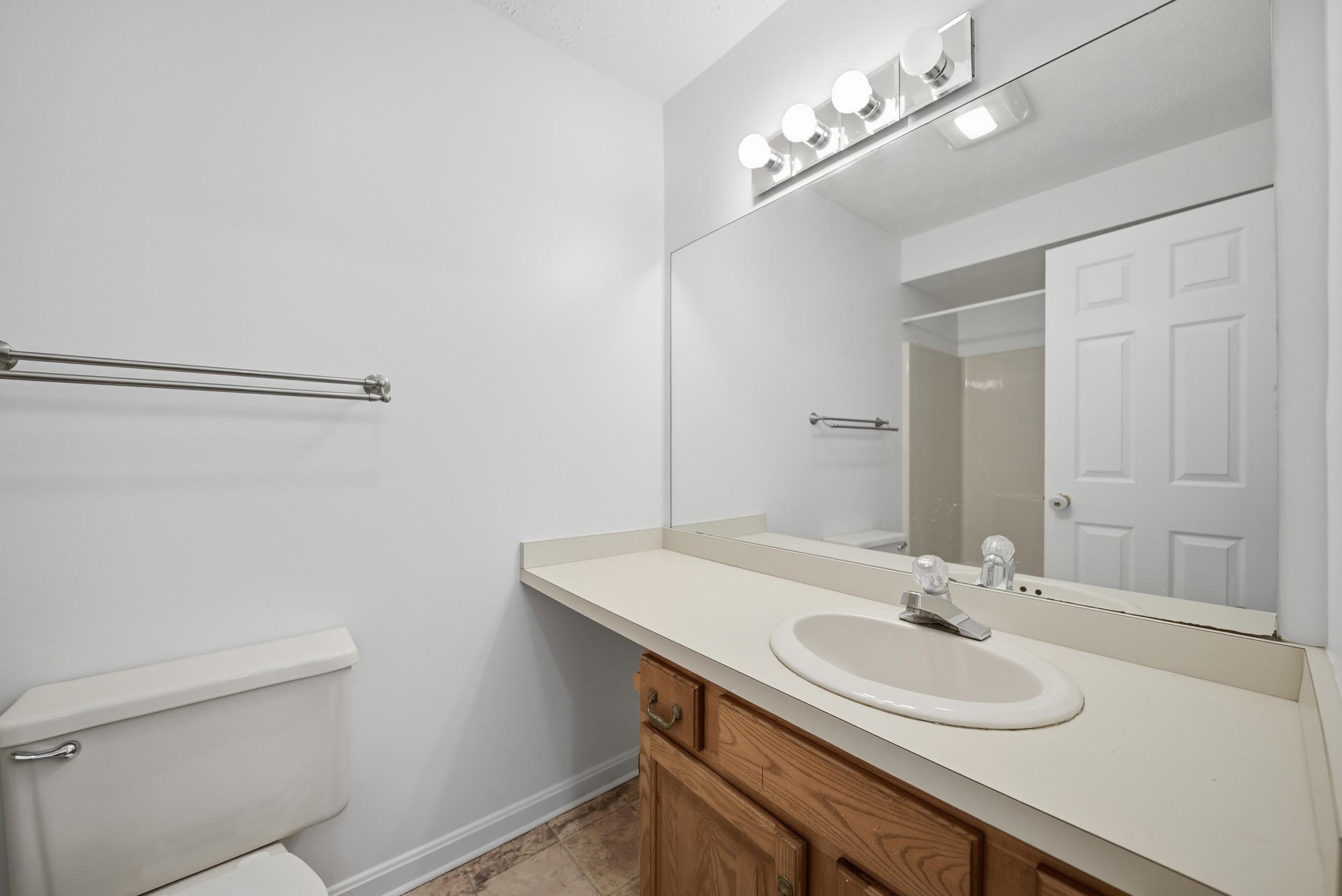 2nd floor bathroom