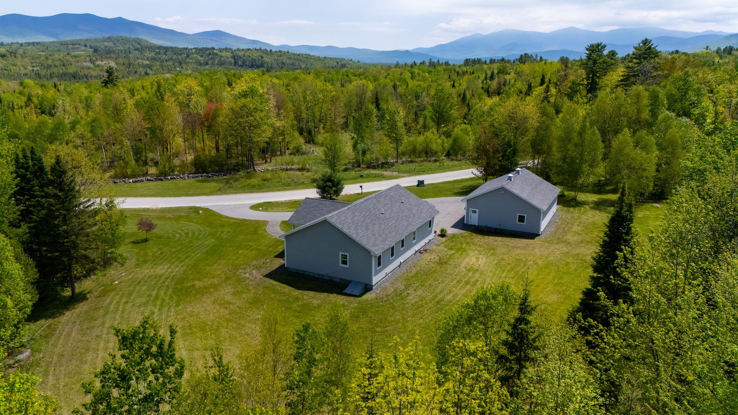 45 Northwoods Dr, Whitefield, NH 03598