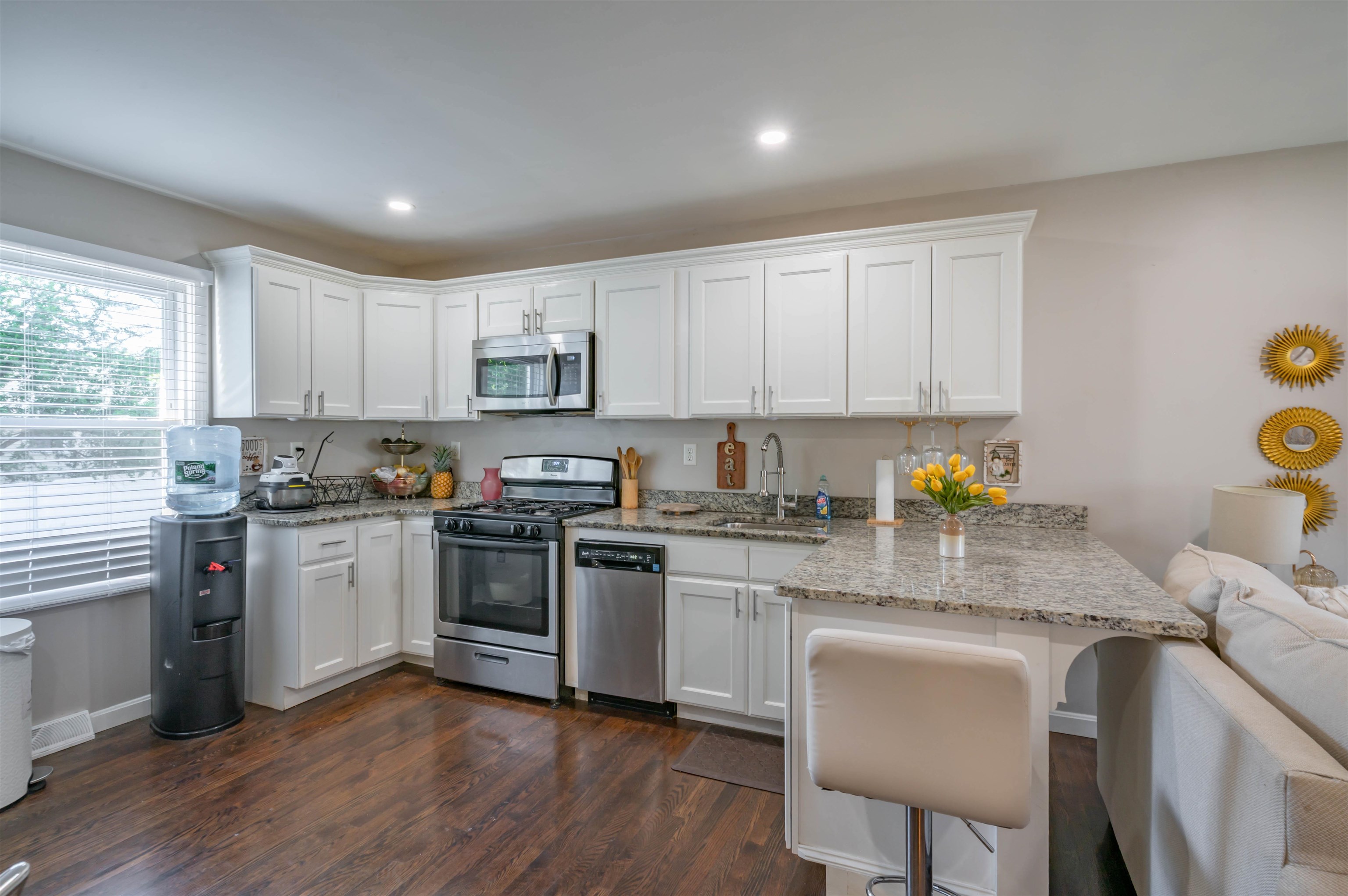 52 Watson St, Nashua, NH 03064