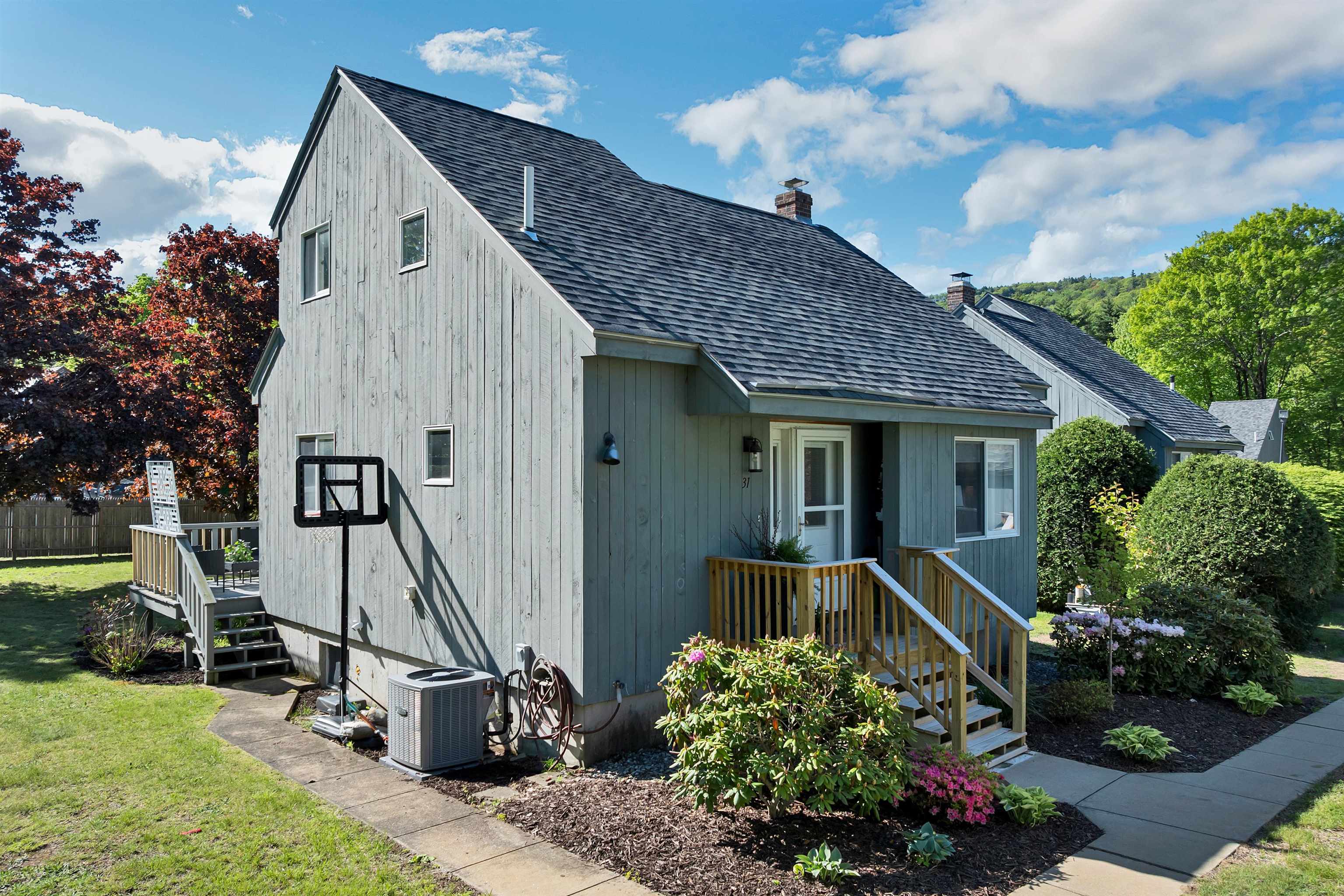 6 Cumberland Rd, Gilford, NH 03249