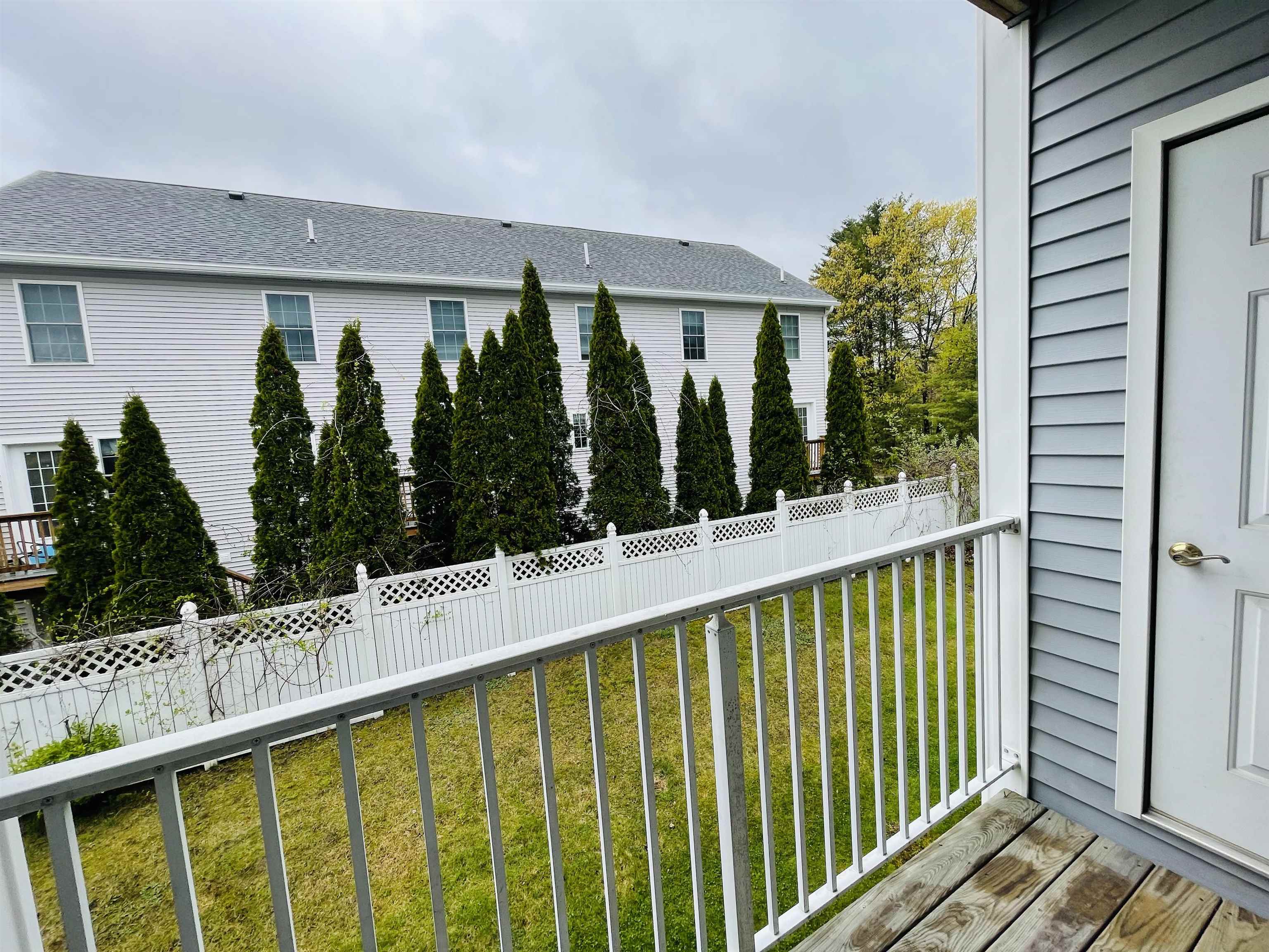 40 Eastern Ave, Manchester, NH 03104