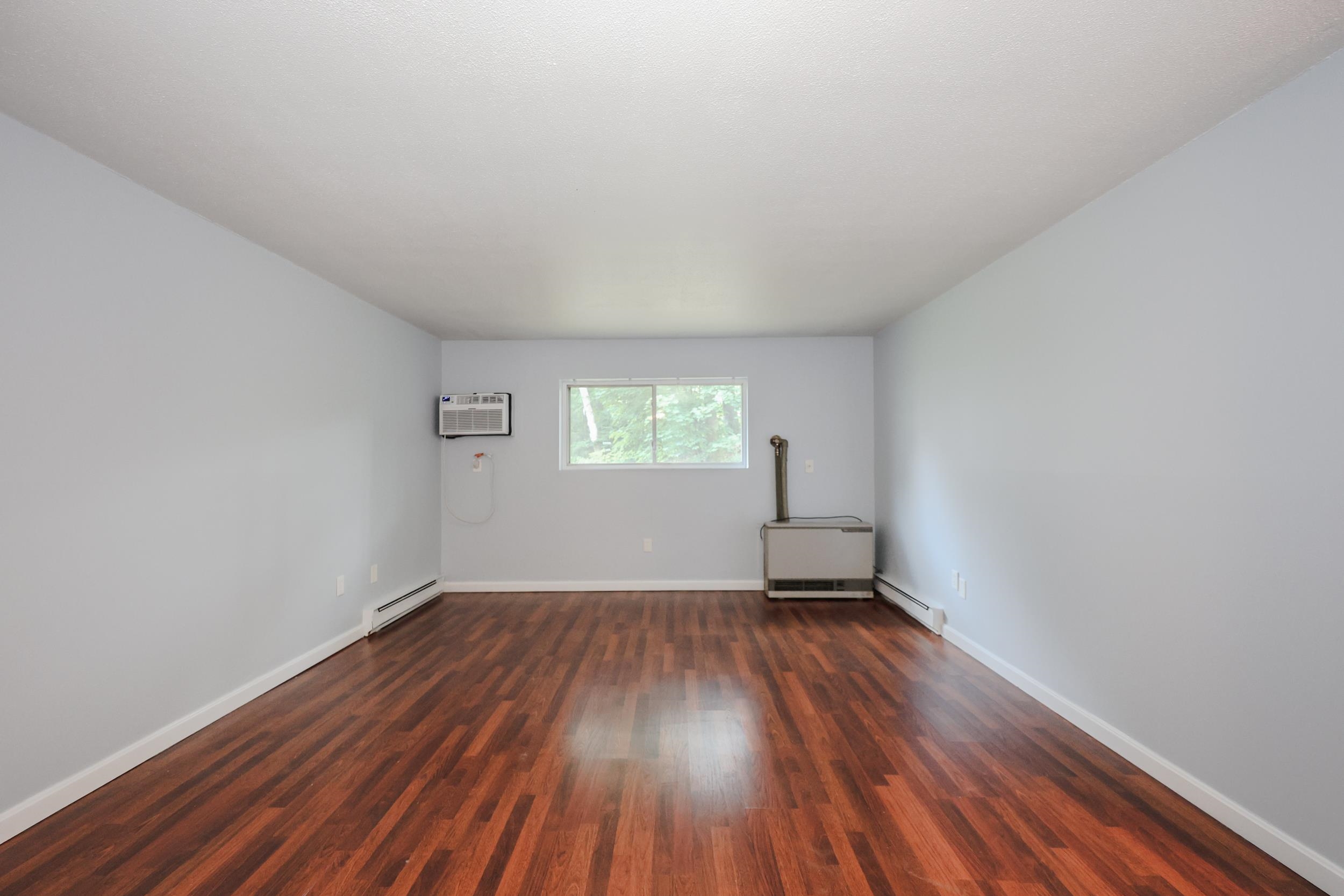 152 L Capitol Hill Dr, Londonderry, NH 03053