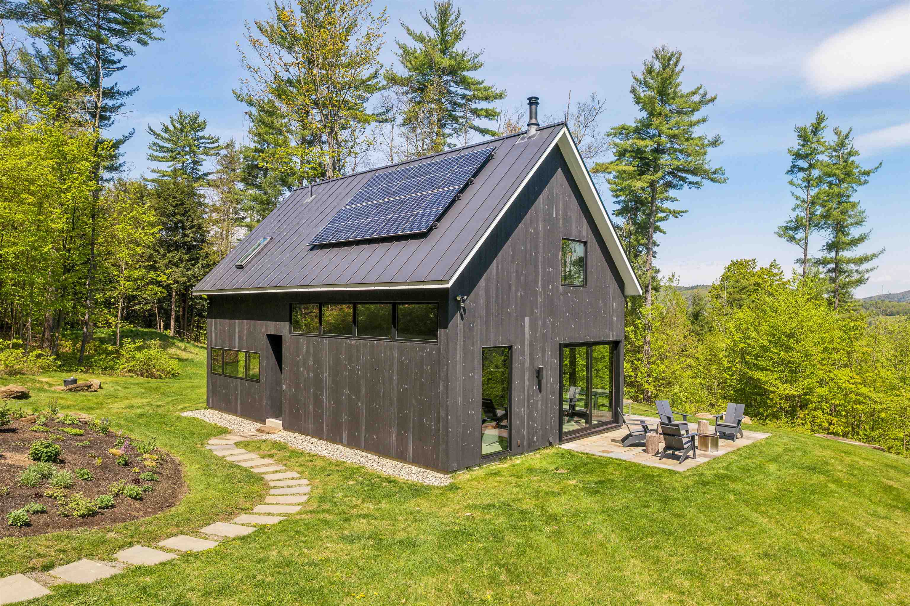 Hartland VT&nbsp;Home for sale $975,000 $761 per sq.ft.