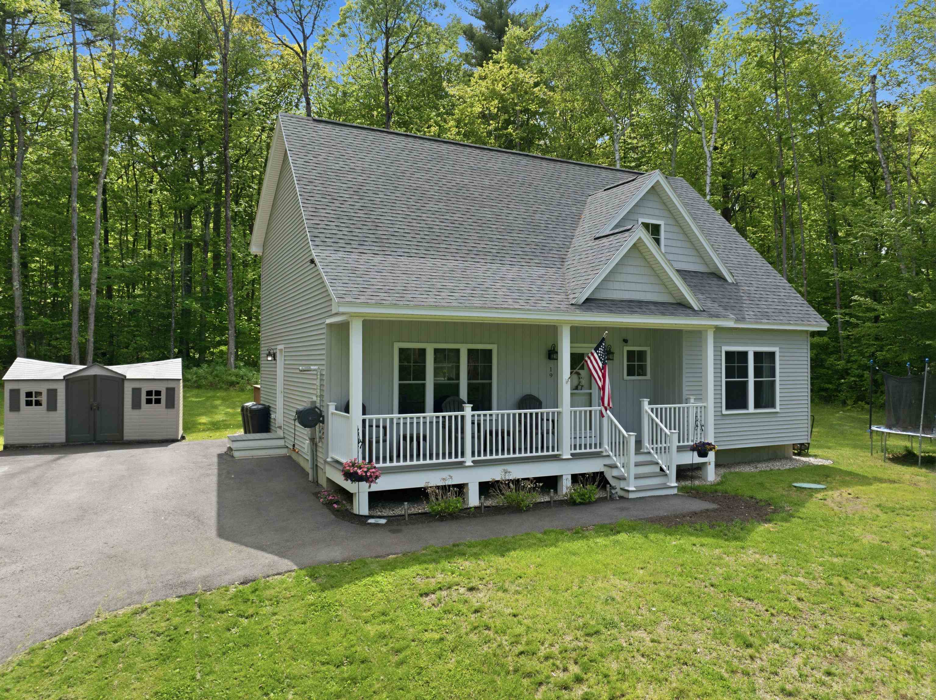 19 Birch Hill Rd, Meredith, NH 03253