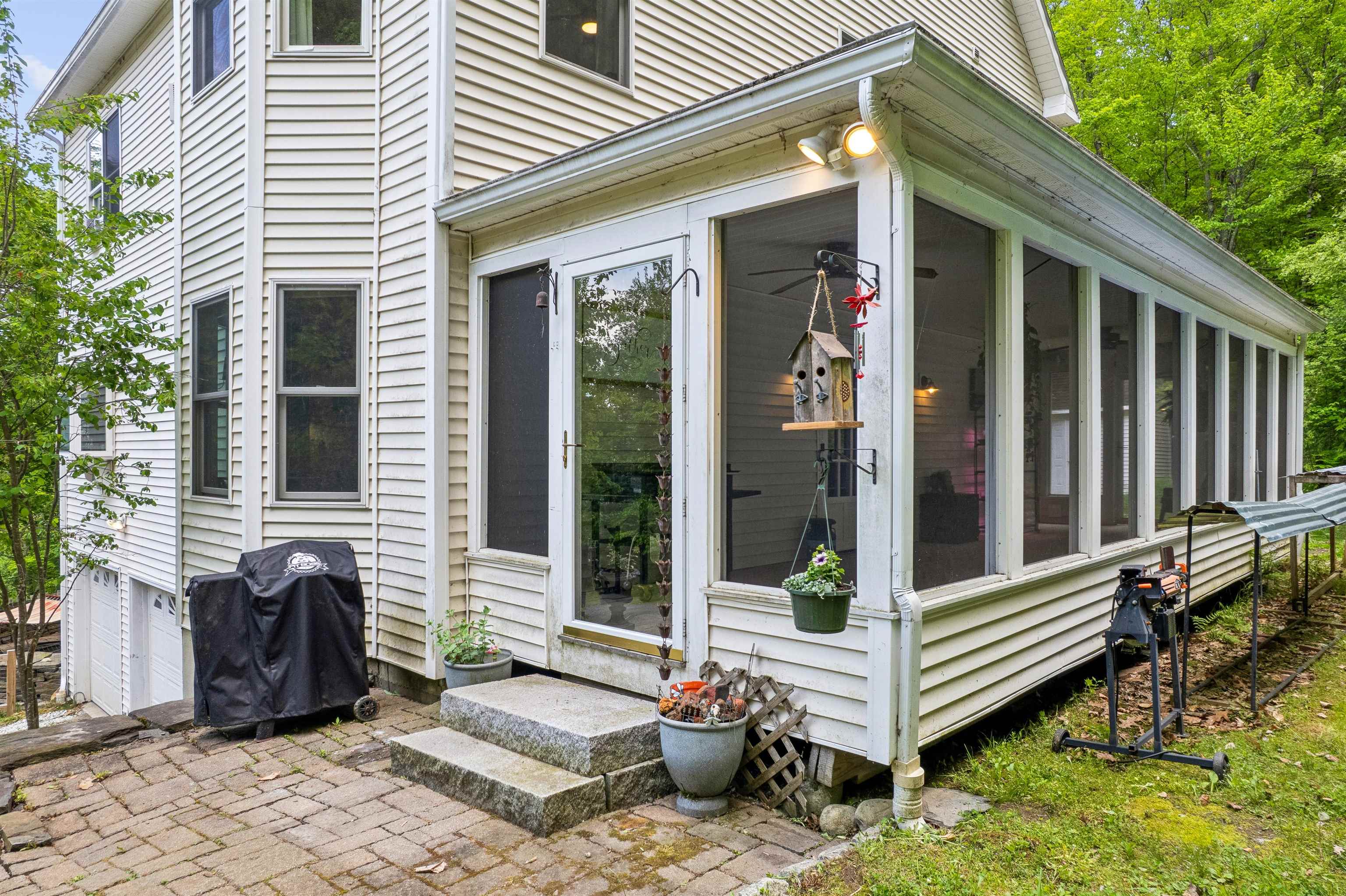 96 Sawyer Brook Rd, Orford, NH 03777