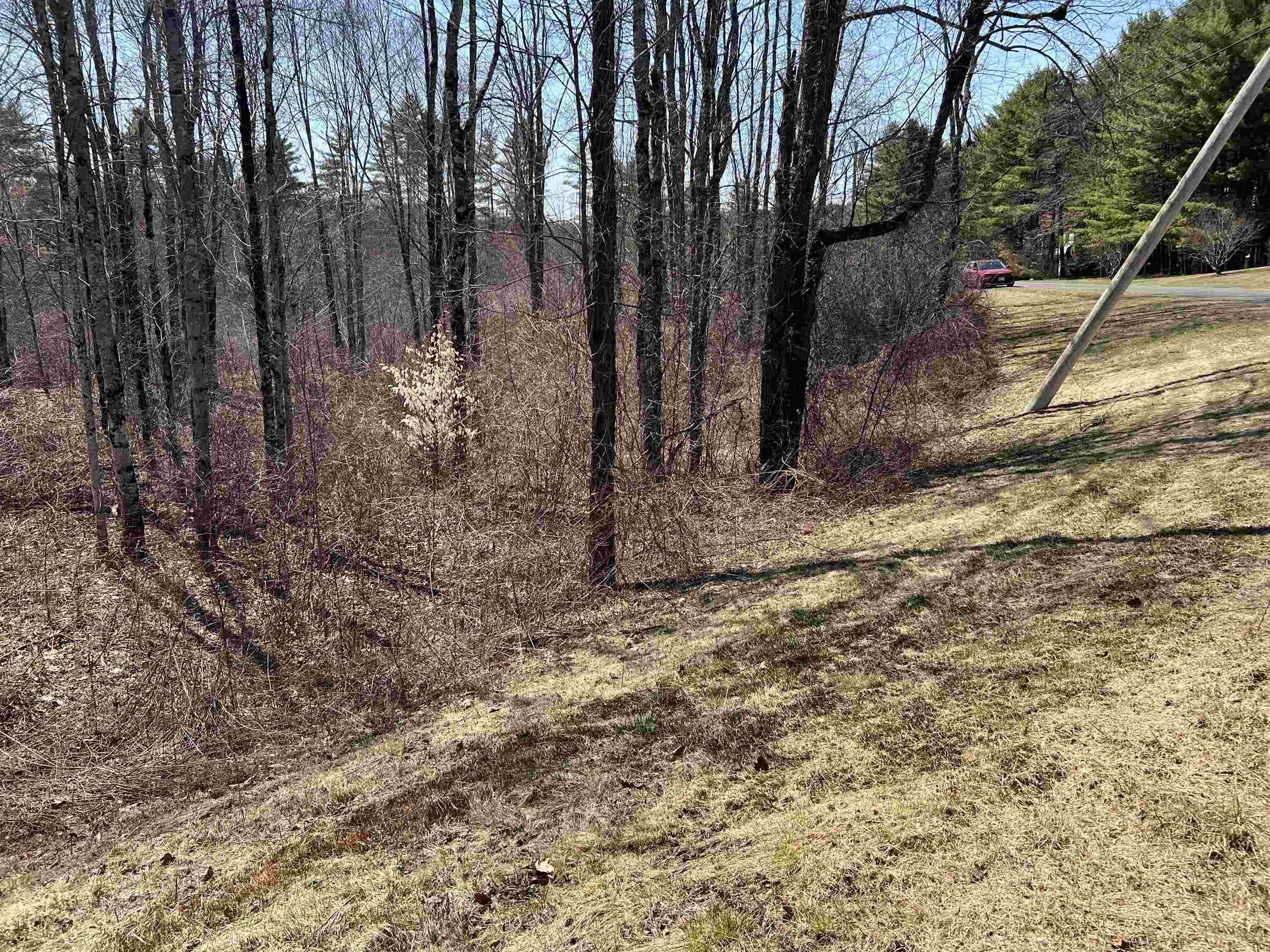 20 Lake Shore Dr, Winchester, NH 03470