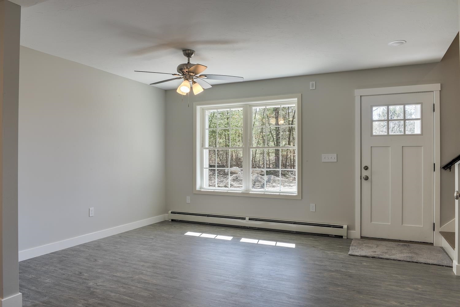 9 Asheley Ave, Hinsdale, NH 03451