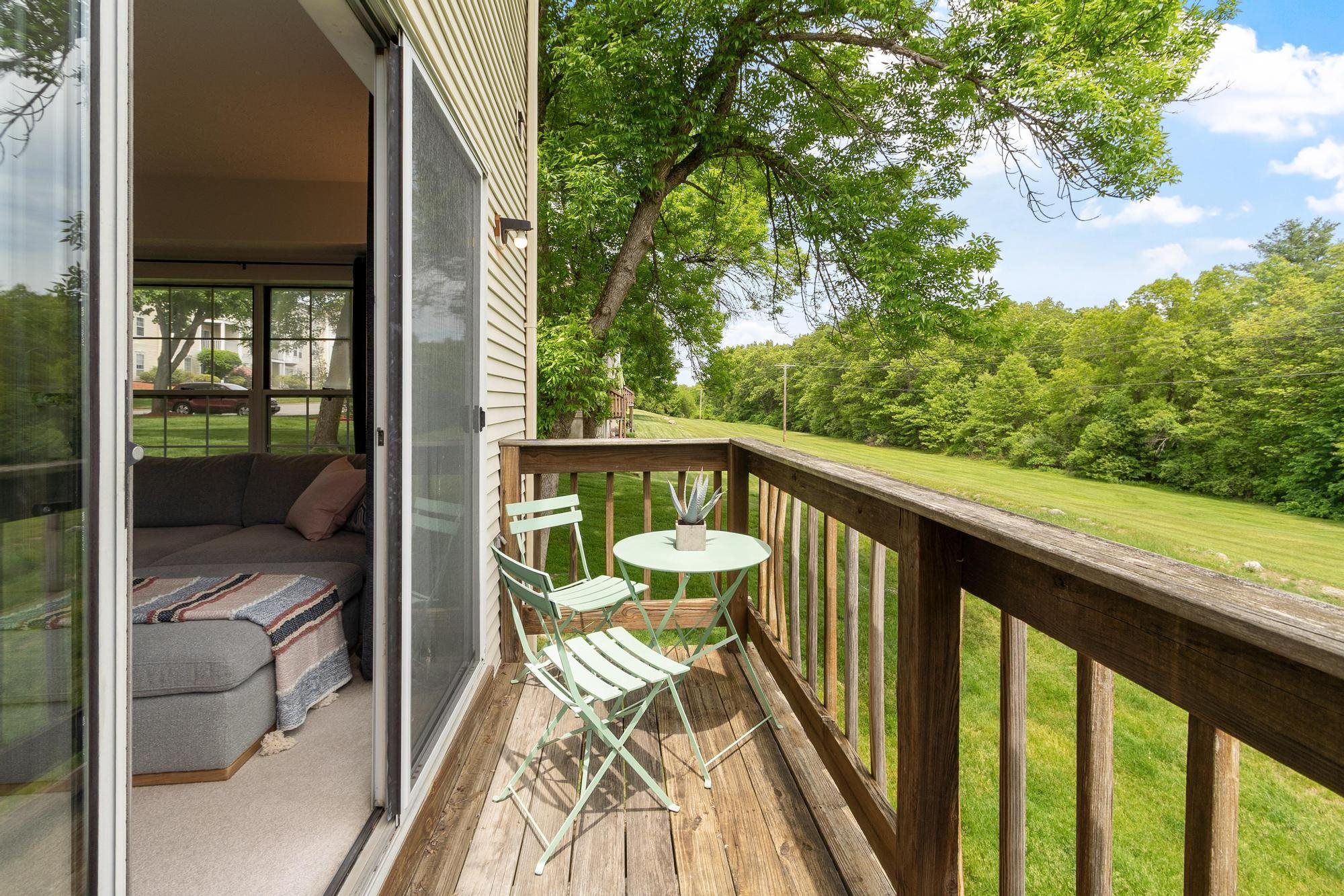59 Middlesex Rd, Merrimack, NH 03054