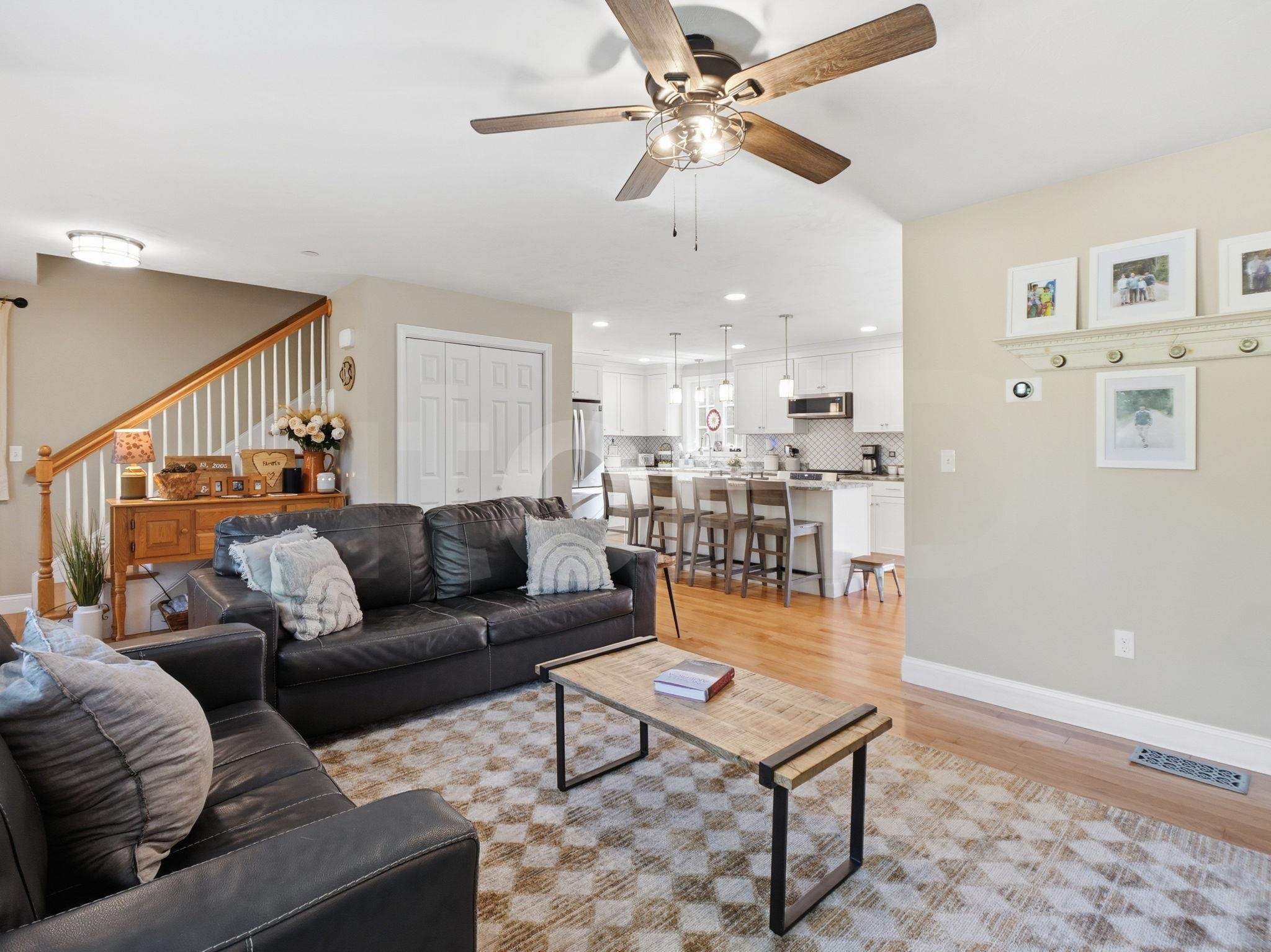 11 Bancroft Cir, Mont Vernon, NH 03057