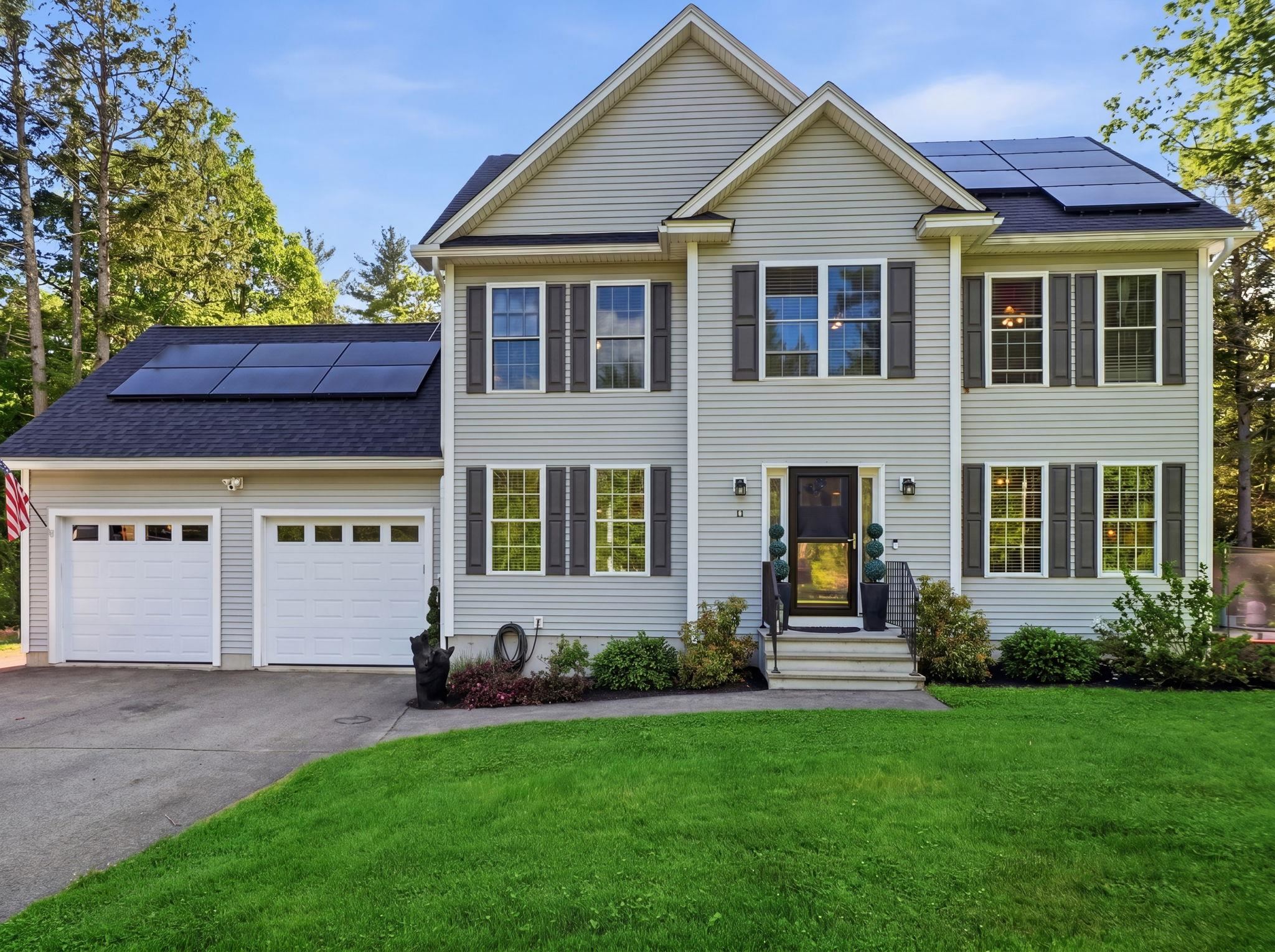 11 Bancroft Cir, Mont Vernon, NH 03057