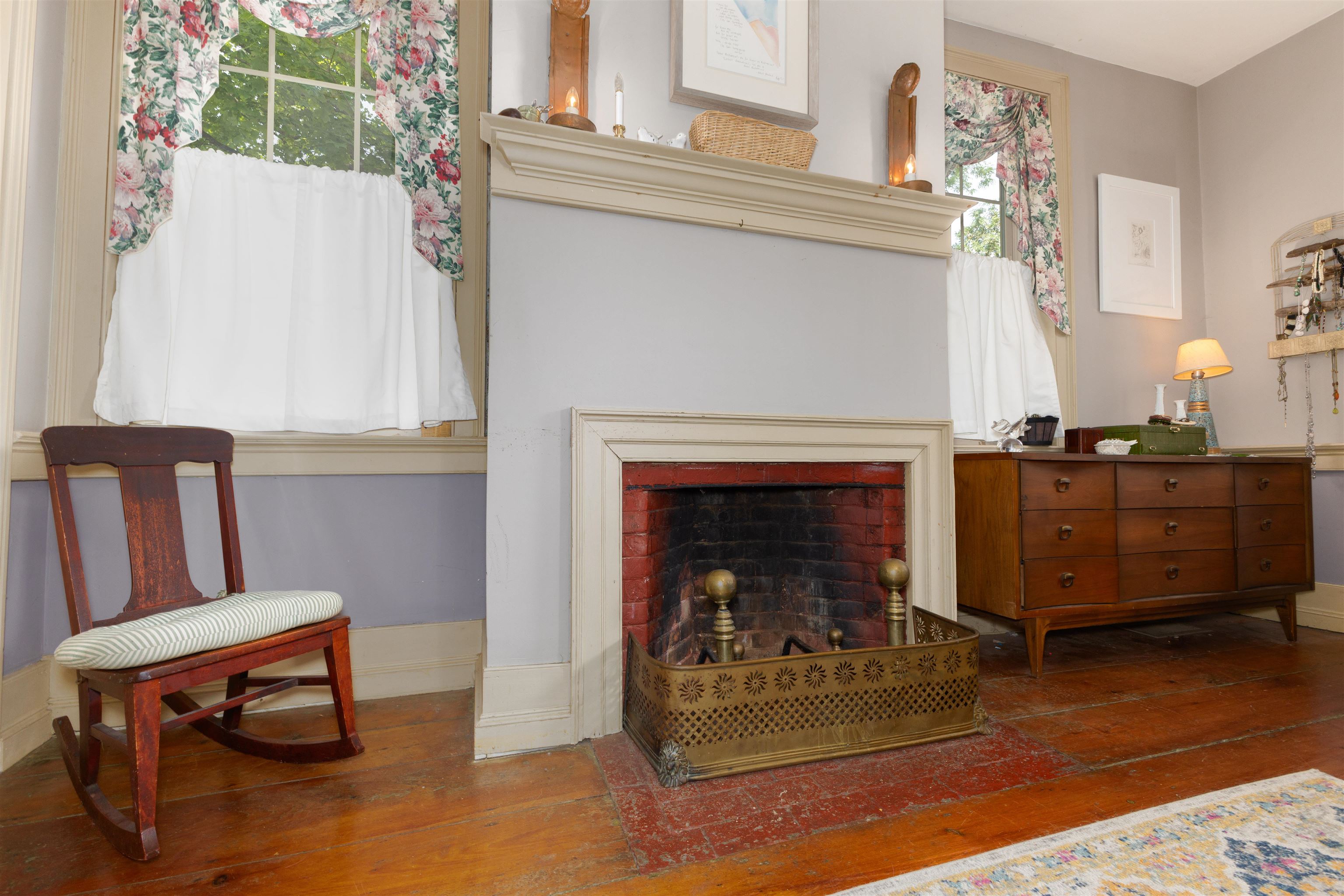 Primary Bedroom Fireplace 25469788