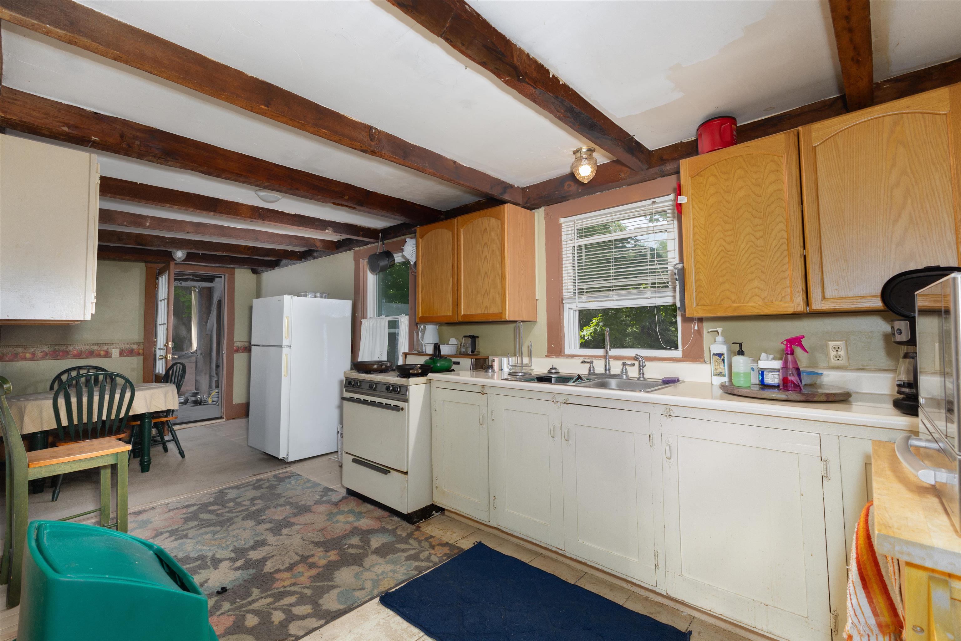 76 Main St, Charlestown, NH 03603