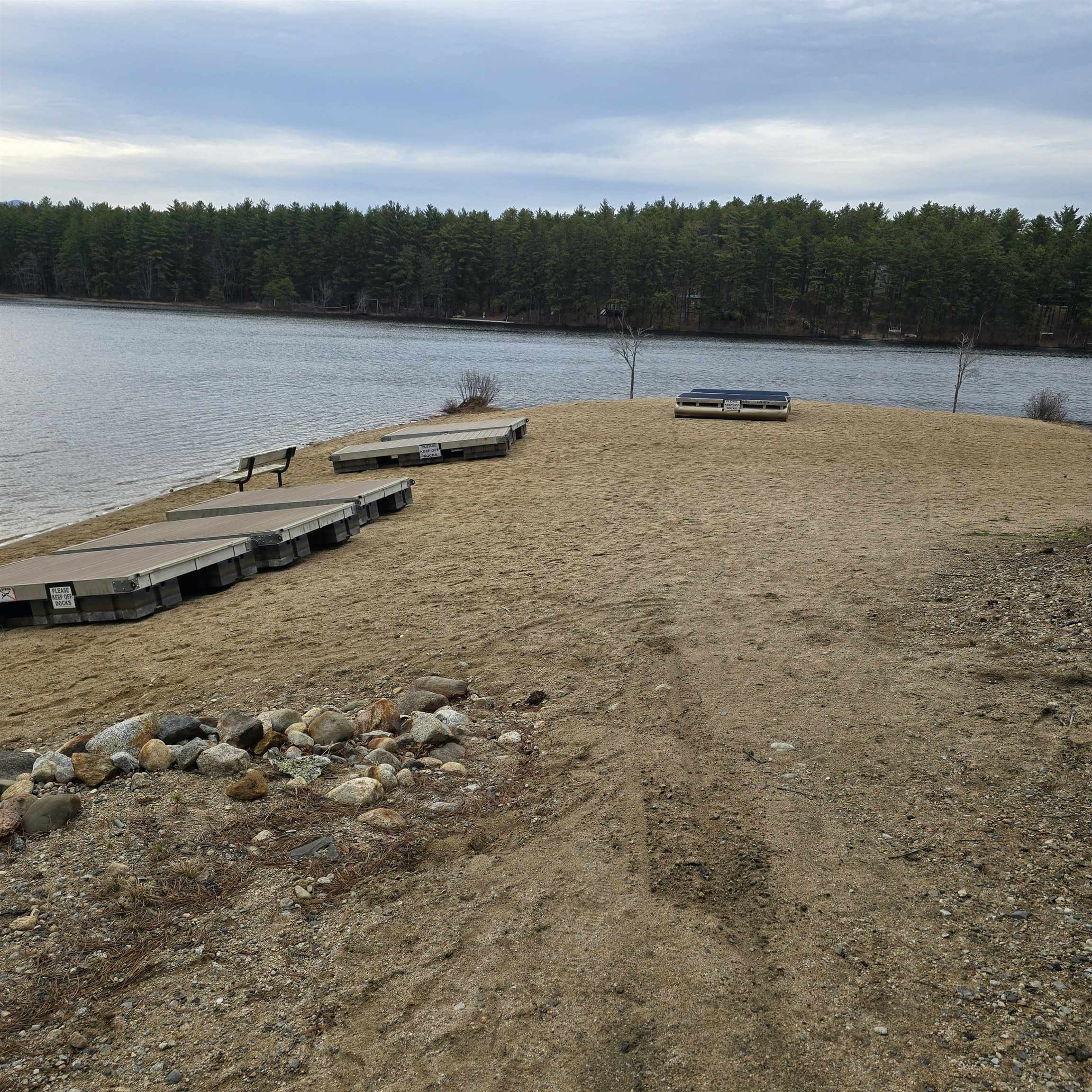 60 South Chocorua River Dr, Tamworth, NH 03817