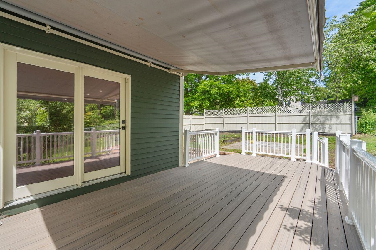 6 Roberta Dr, Dover, NH 03820