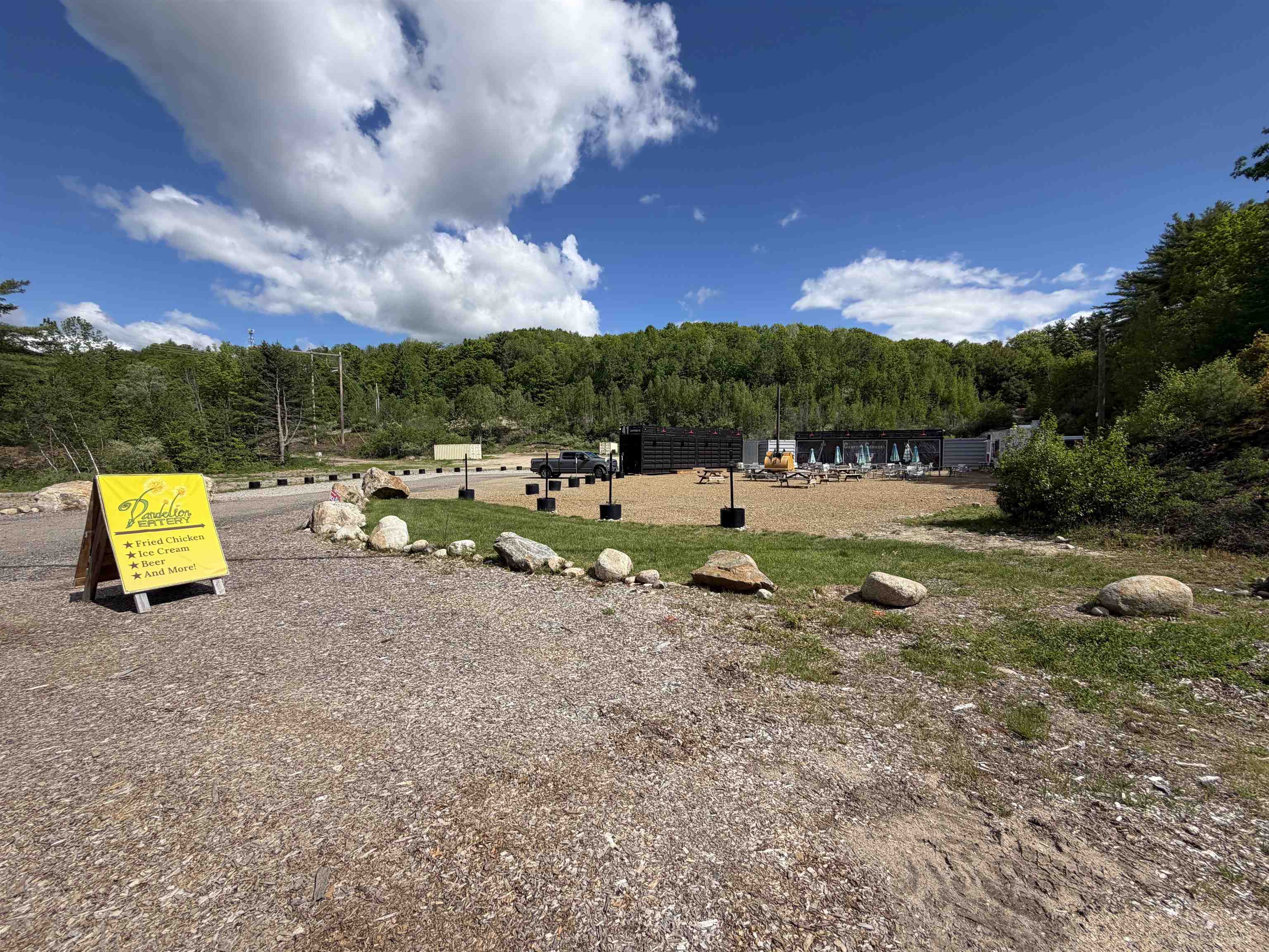 215 Riverside Dr, Campton, NH 03223