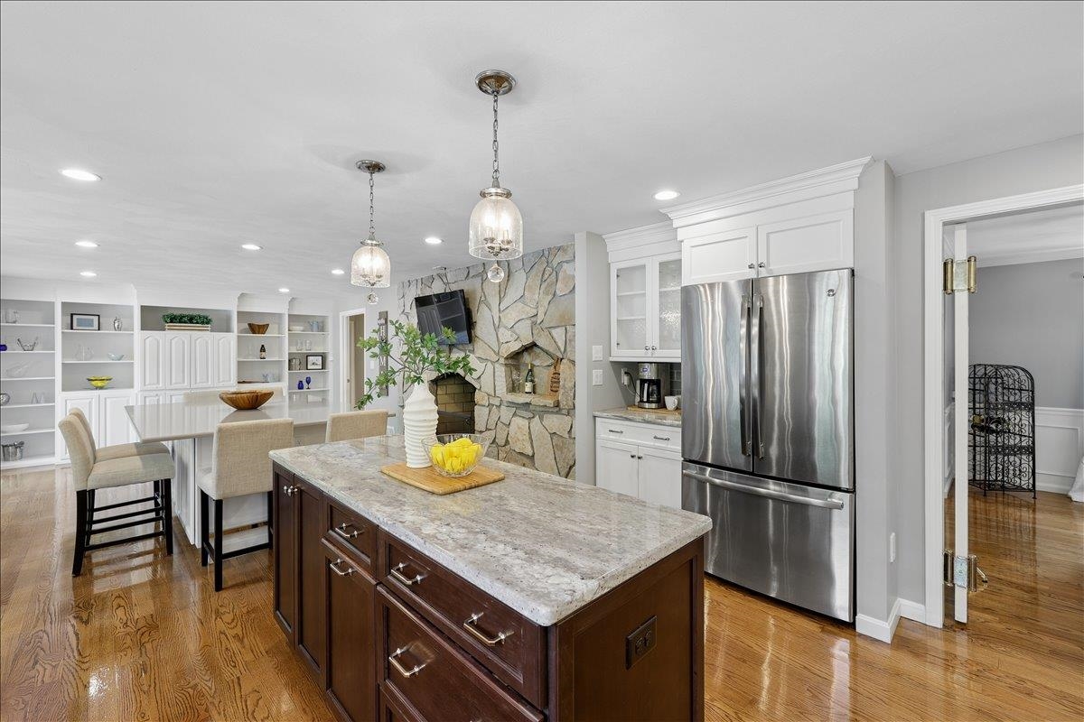 22 Kent St, Windham, NH 03087