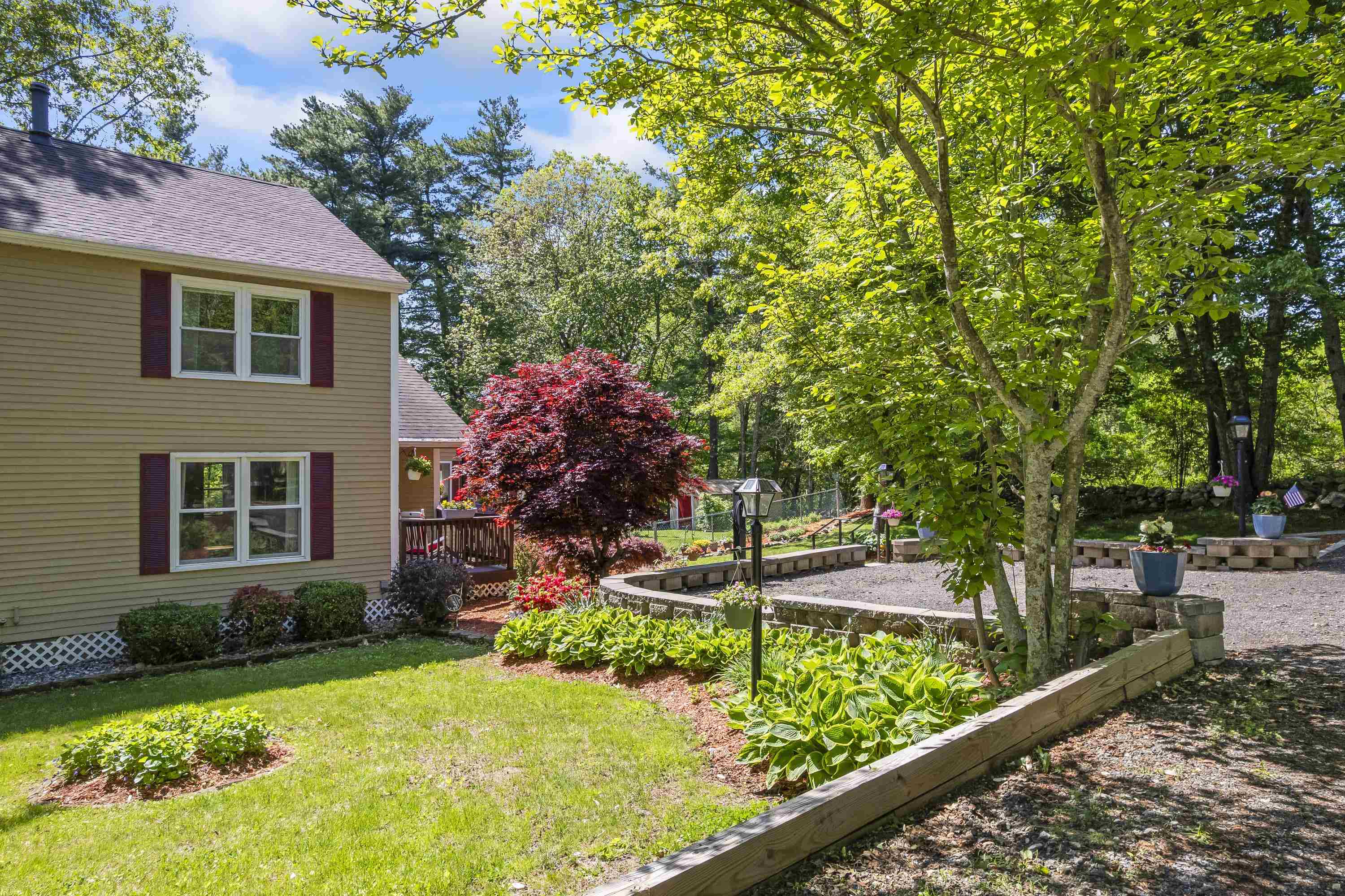3 Richardson Dr #R, Derry, NH 03038