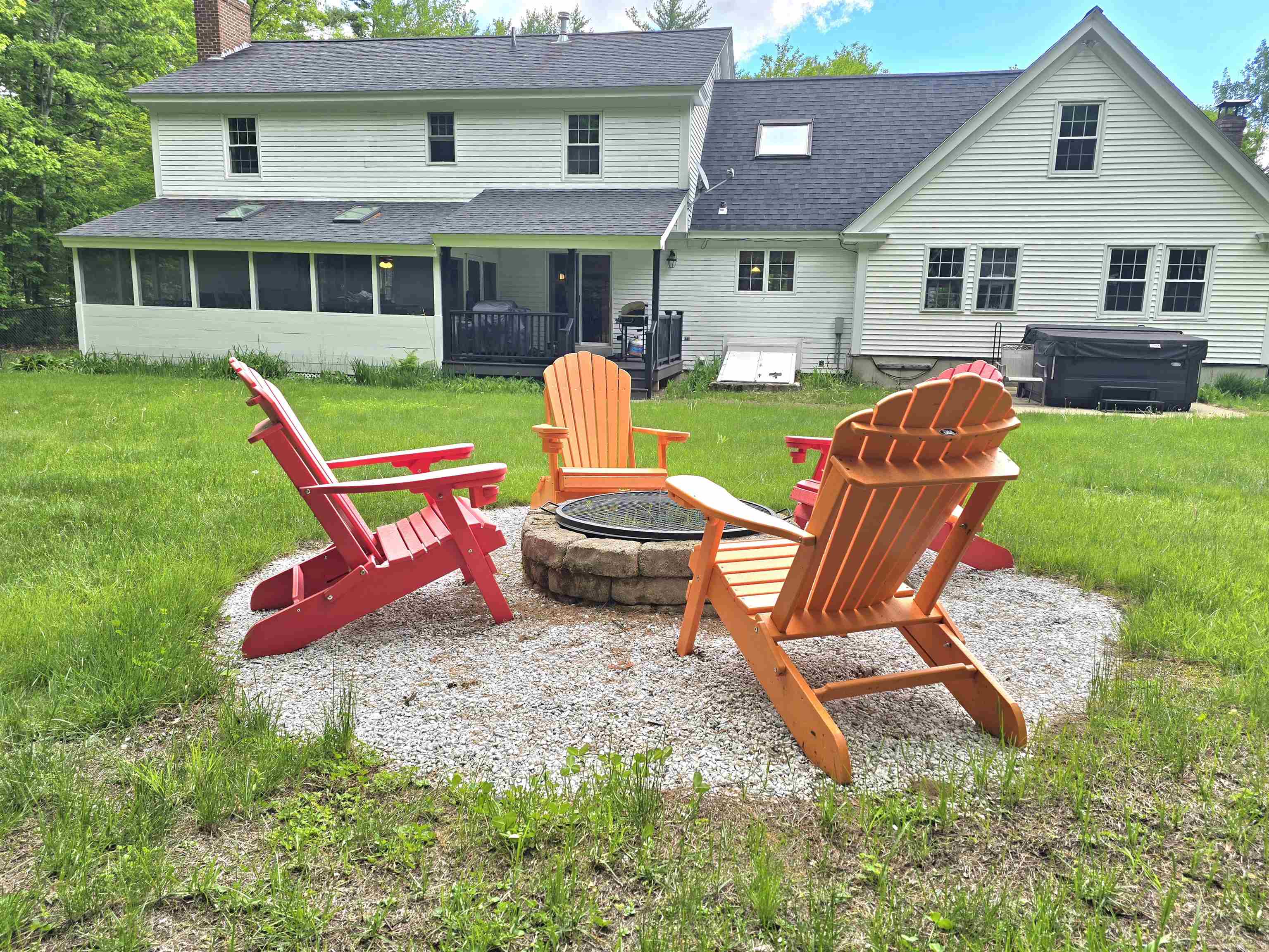 156 Bow Ln, Conway, NH 03860