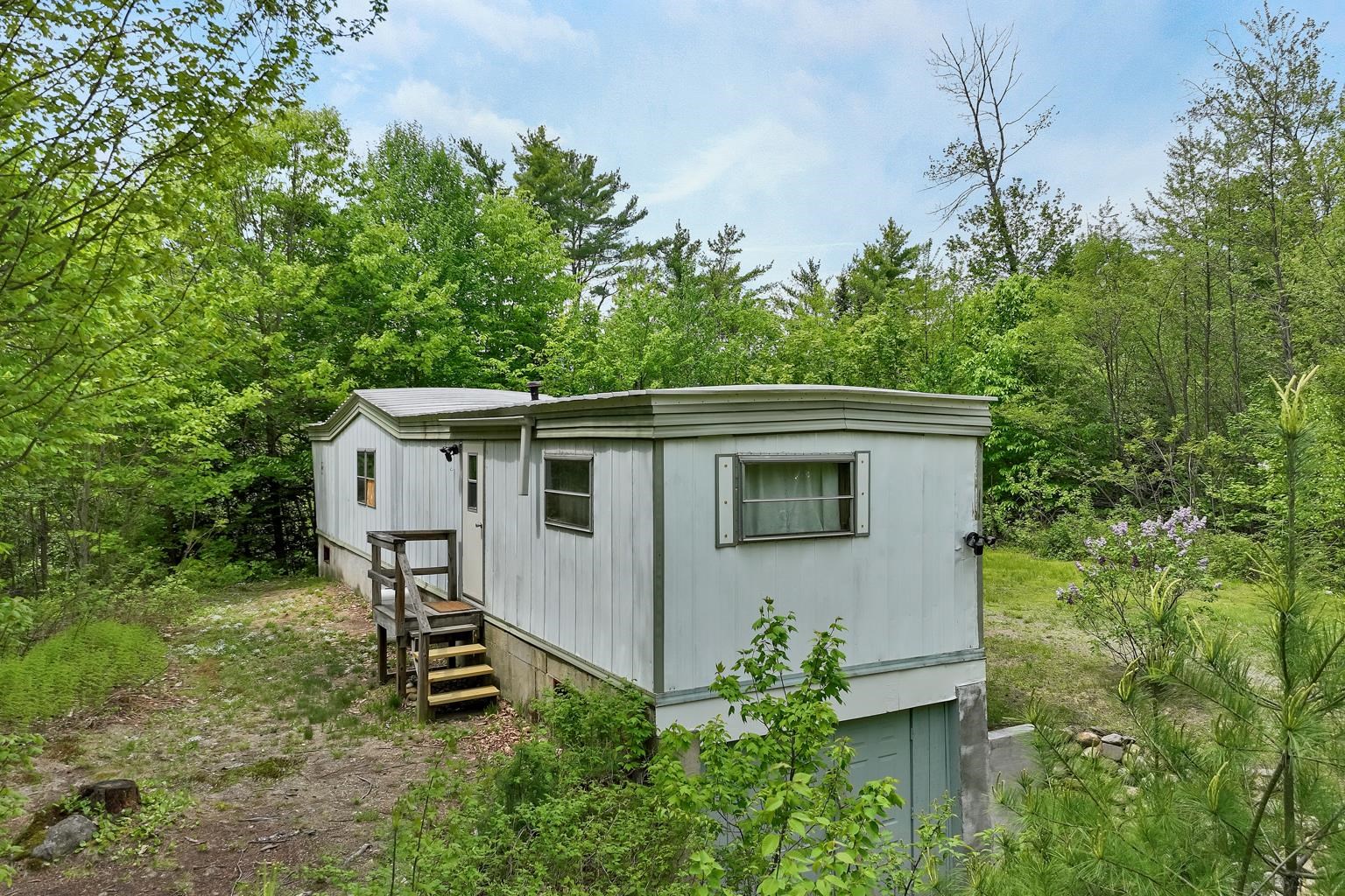 2 Lily Ln, Thornton, NH 03285