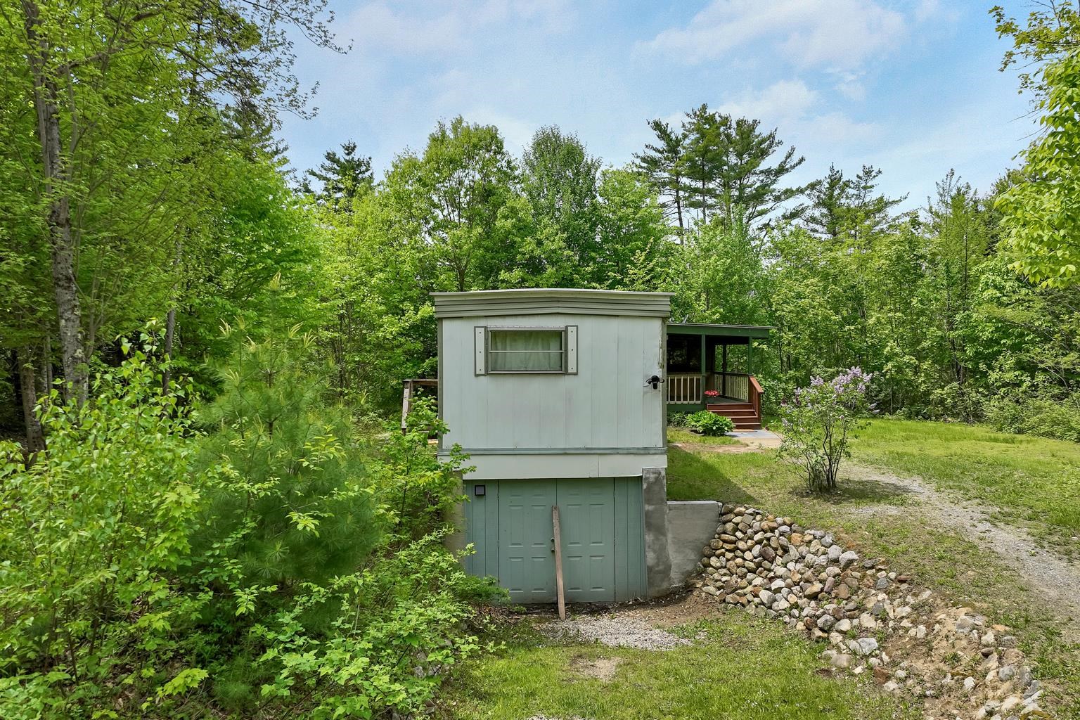2 Lily Ln, Thornton, NH 03285