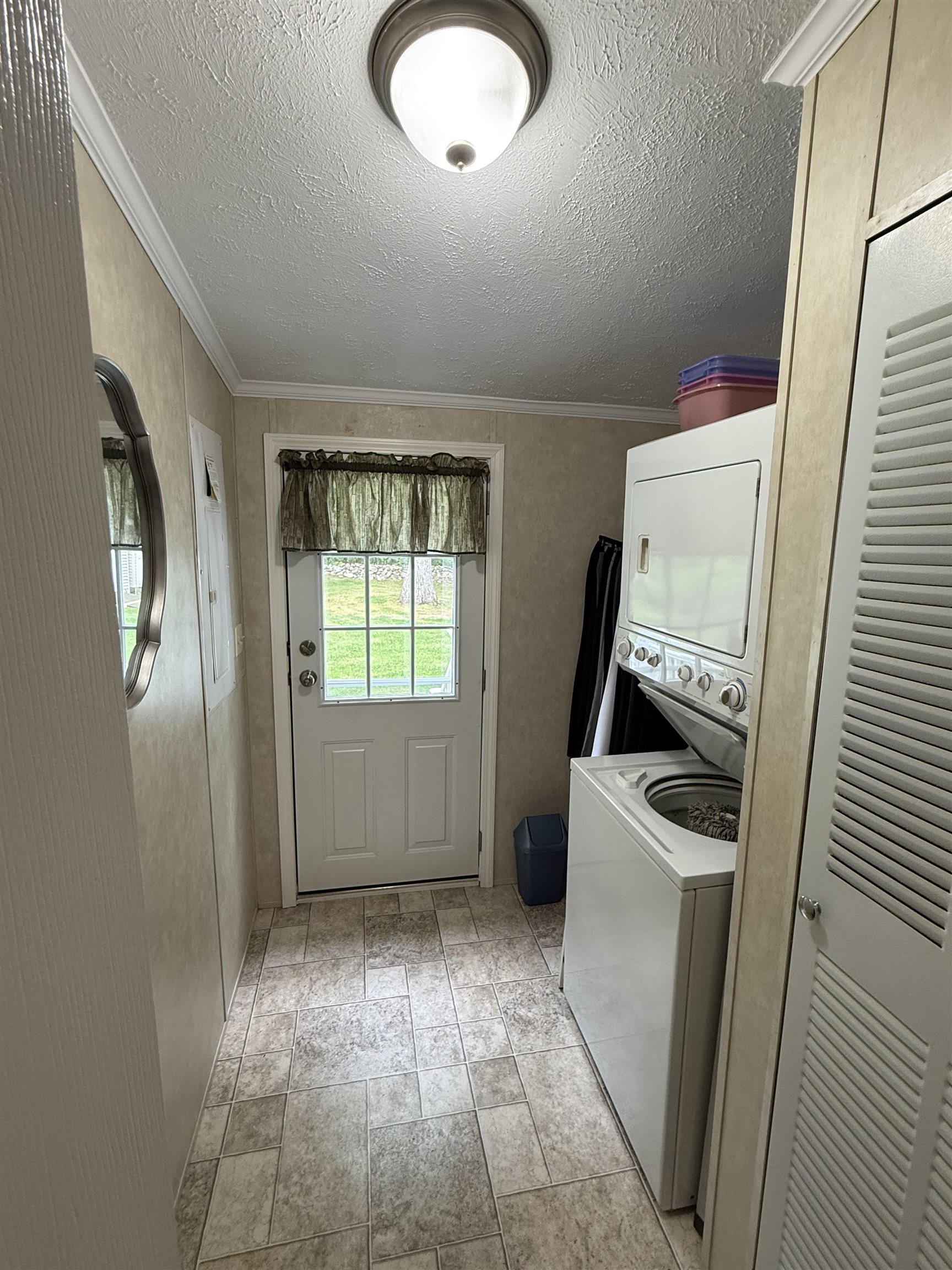 97 Fordway Extension, Derry, NH 03038