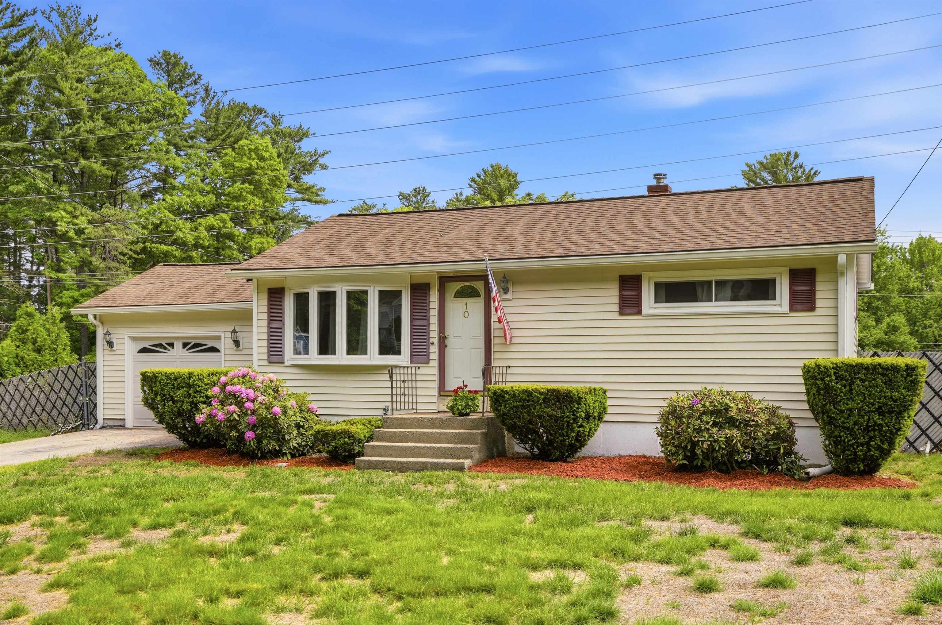 10 Timberline Dr, Nashua, NH 03062