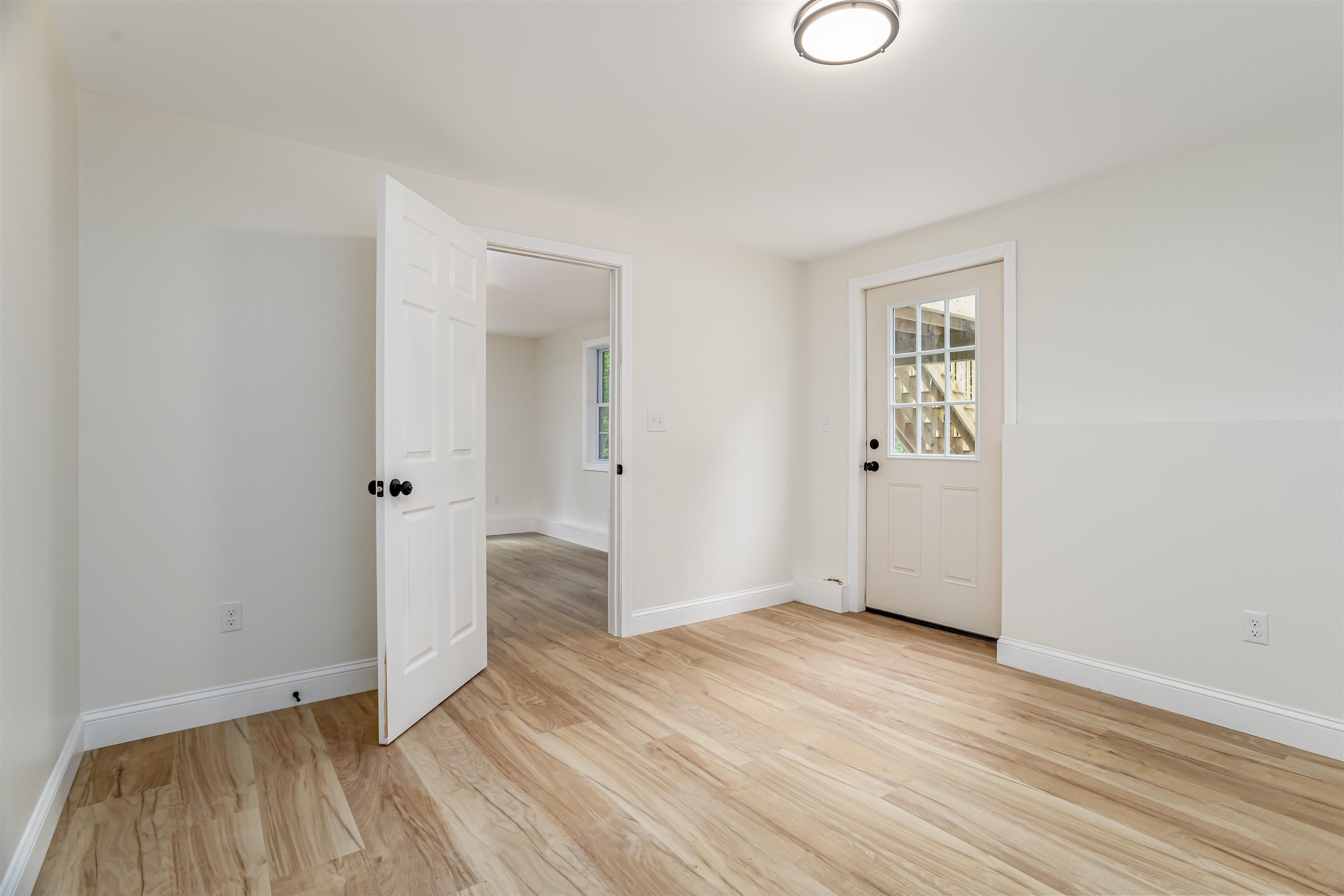 30 Alton Shores Rd, Alton, NH 03810