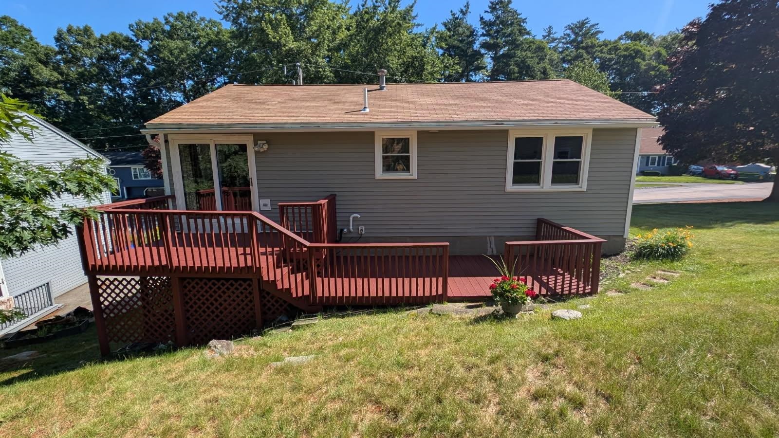 6 Killian Dr #17, Nashua, NH 03062-3717