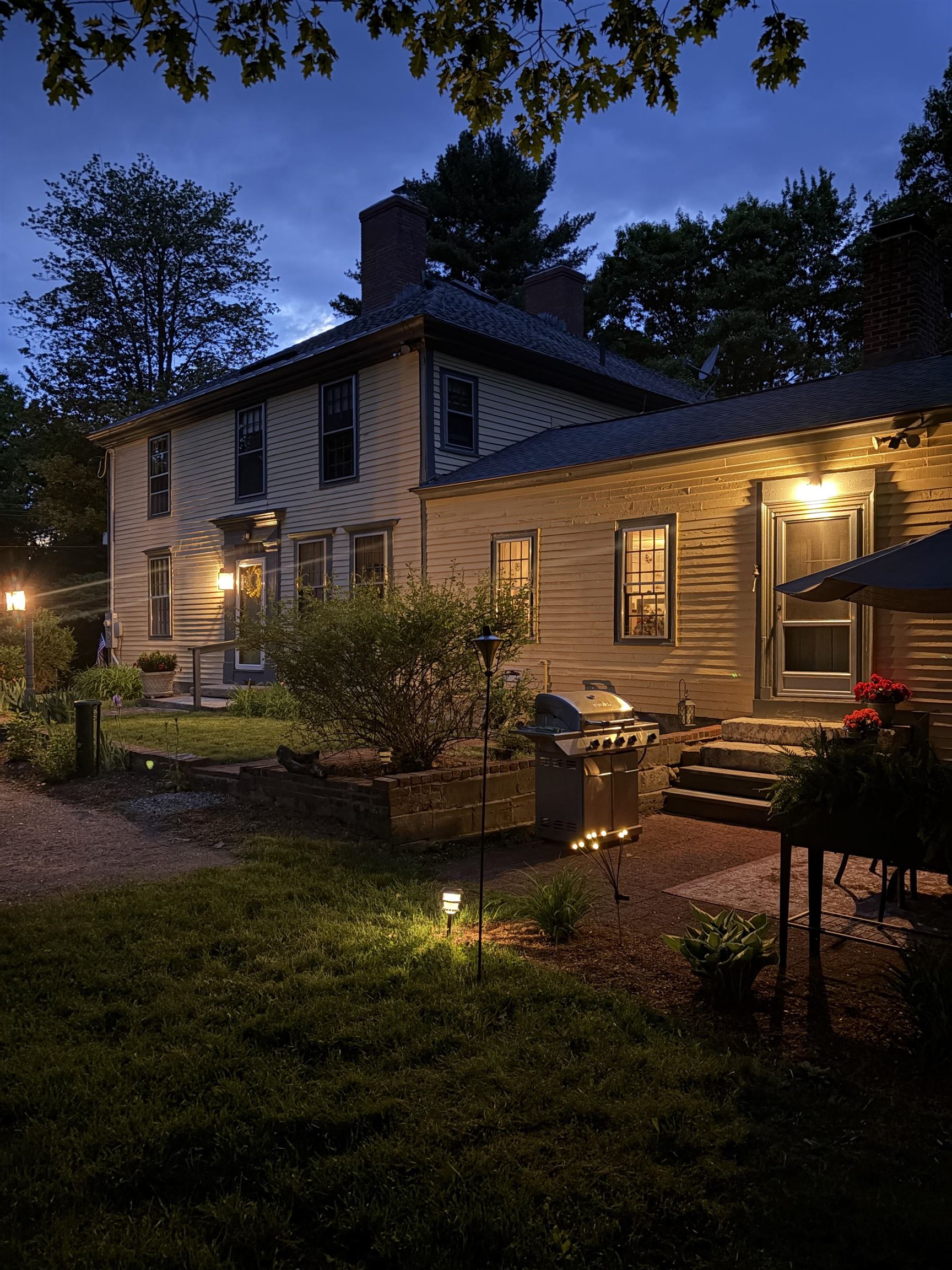 20 Stark Hwy S Hw, Dunbarton, NH 03046