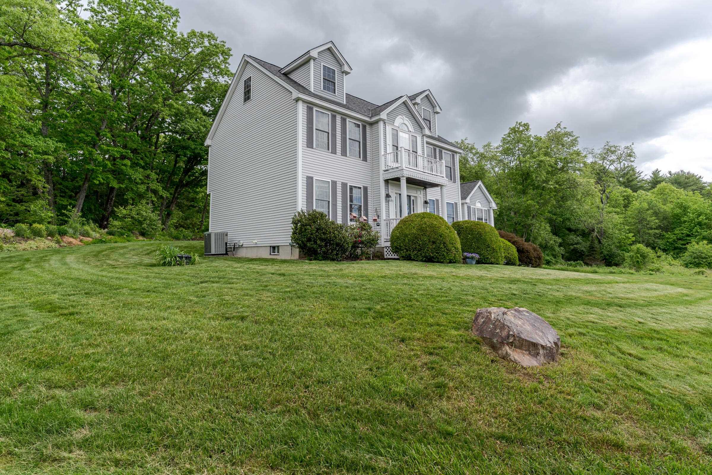73 Milo Ln, Somersworth, NH 03878